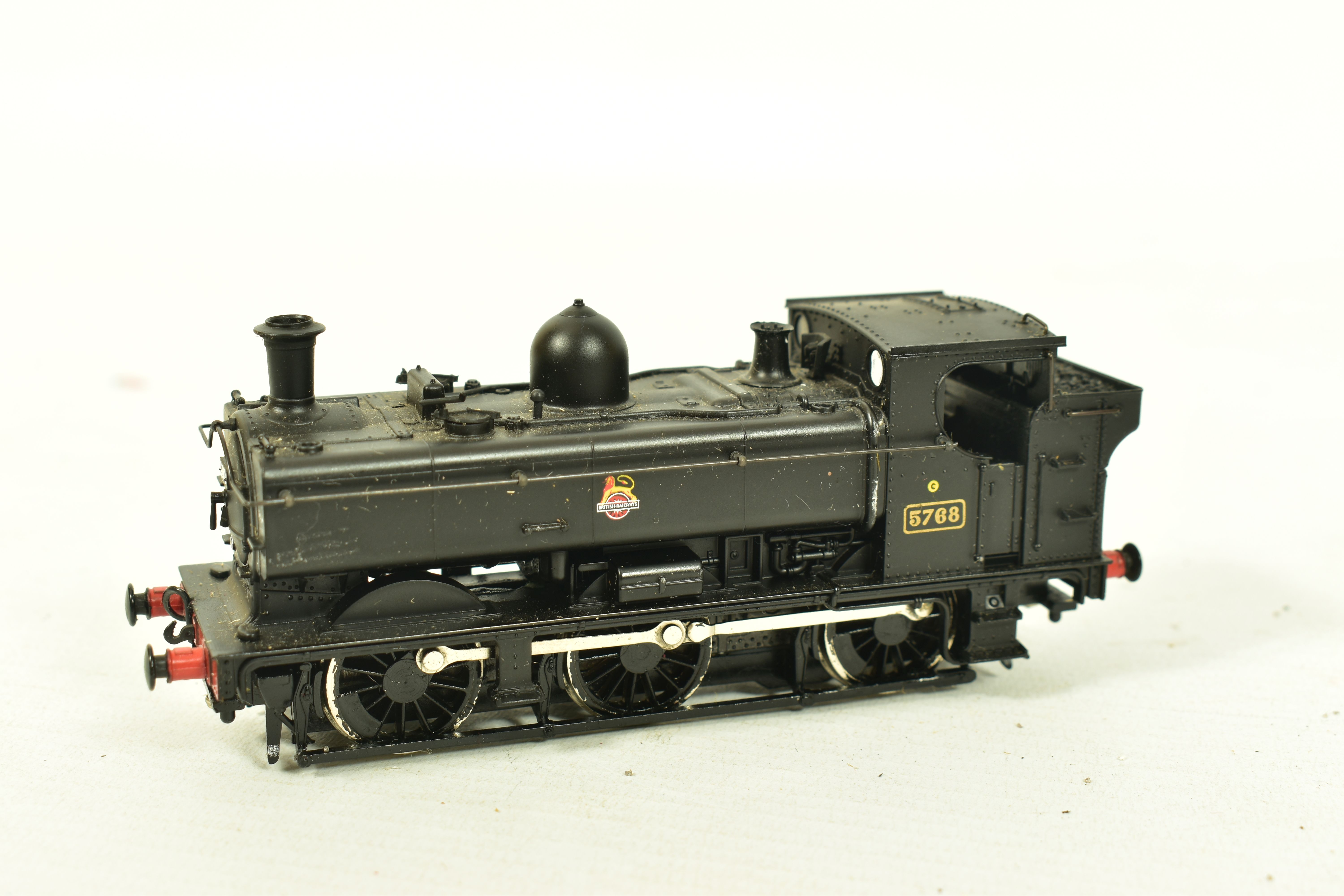 FOUR BOXED MAINLINE OO GAUGE TANK LOCOMOTIVES OF G.W.R. ORIGIN, 2 x class 57XX No.5768, both in B.R. - Image 5 of 13