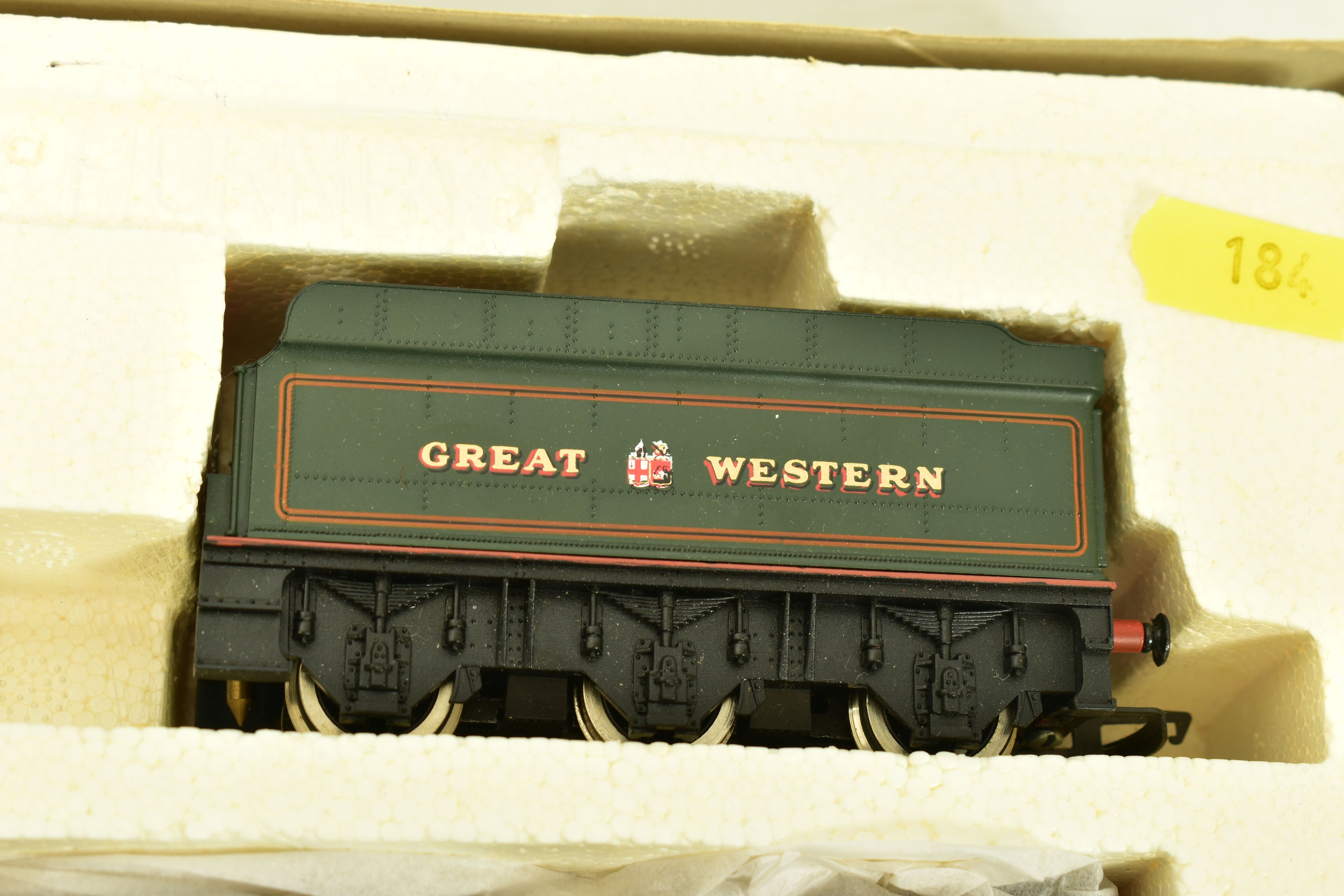 A PART BOXED HORNBY RAILWAYS OO GAUGE TORBAY EXPRESS TRAIN PACK, comprising King class locomotive ' - Image 10 of 13