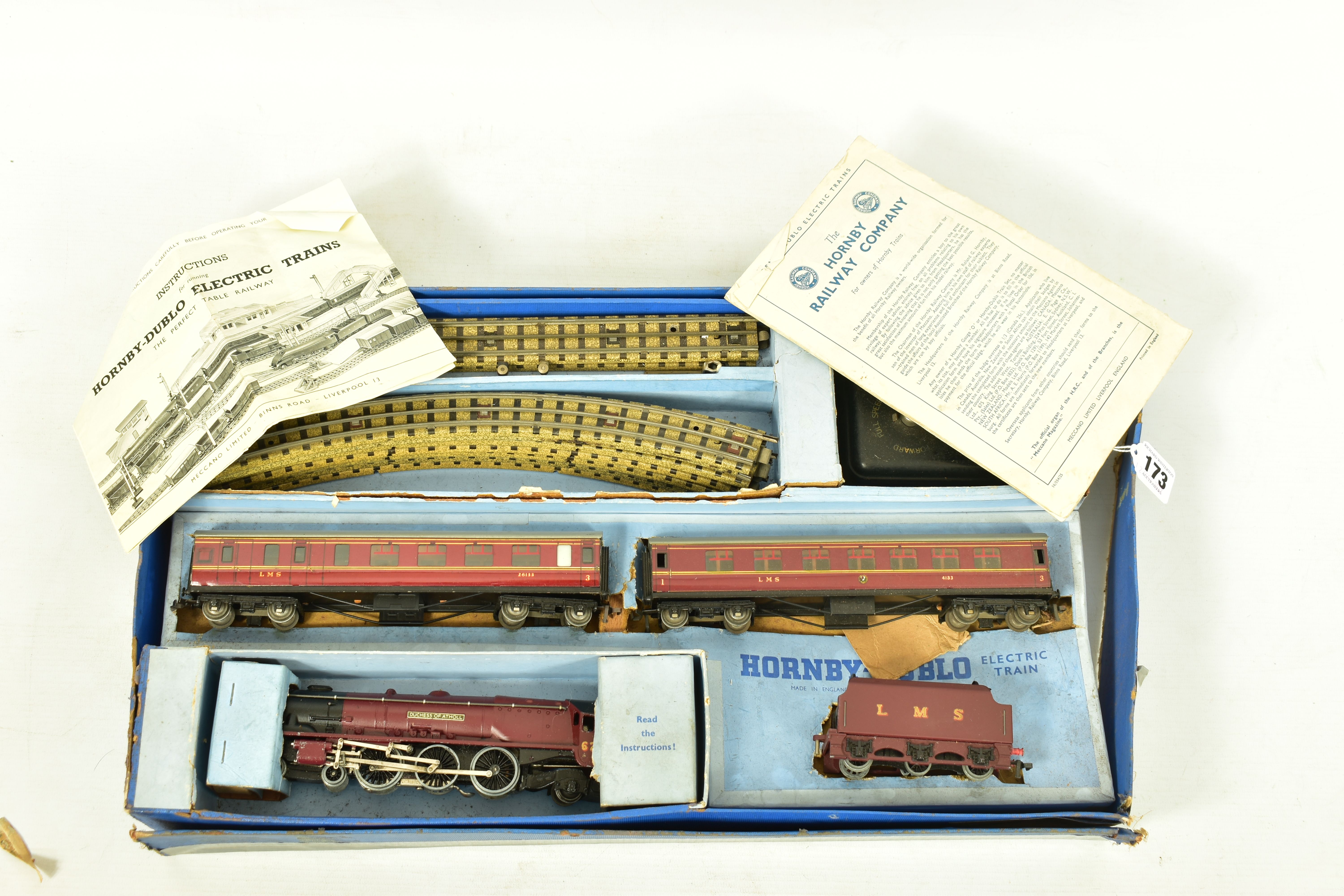 A BOXED HORNBY DUBLO 'DUCHESS OF ATHOLL' TRAIN SET, No.EDP2, comprising Duchess class locomotive '
