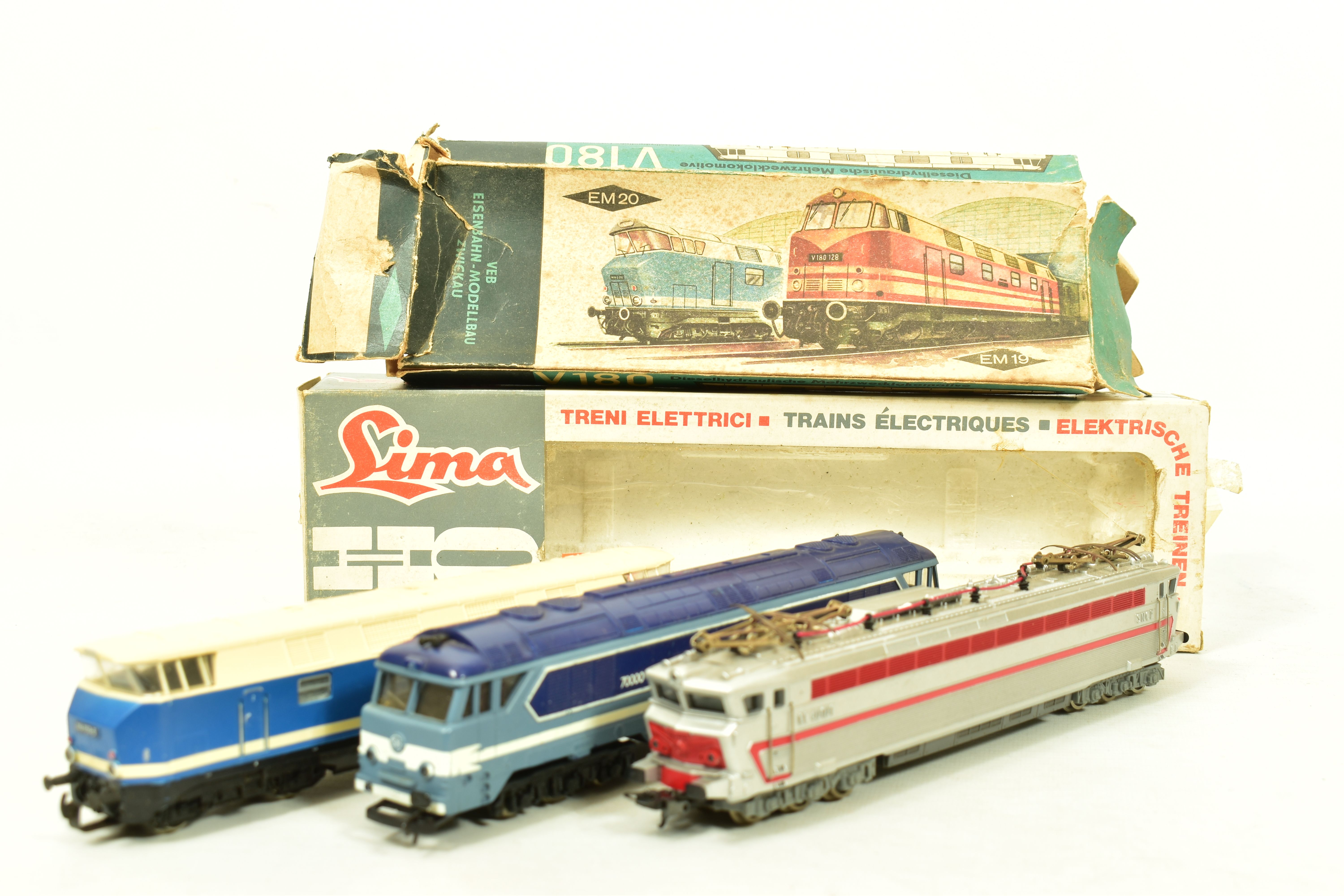 THREE BOXED HO GAUGE LOCOMOTIVES, Lima CC40101, S.N.C.F. red and silver livery (L208122), RSO CC