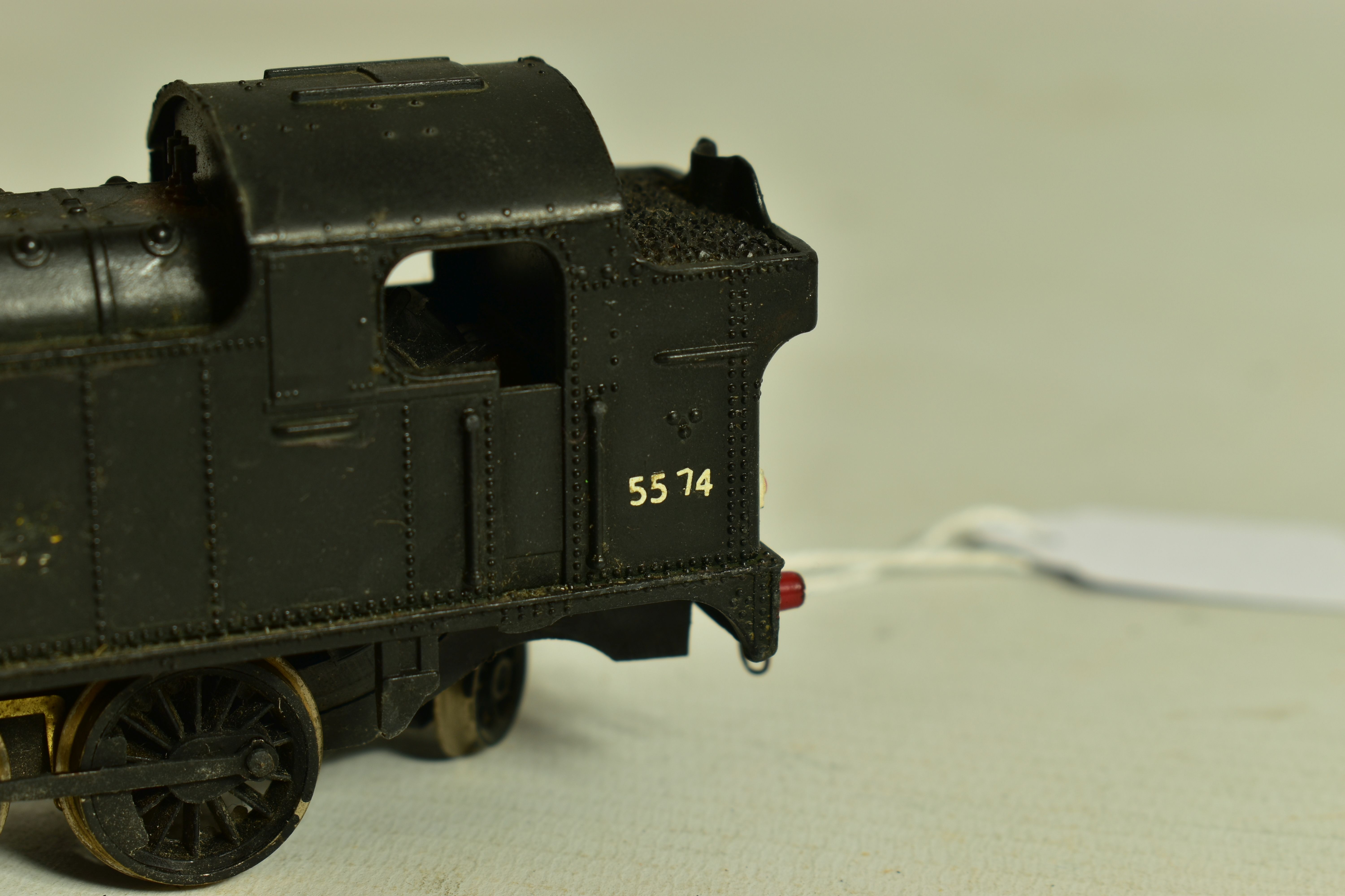 FOUR BOXED LIMA OO GAUGE LOCOMOTIVES, 2 x Crab class No.13000, L.M.S. maroon livery (L205119) and - Image 8 of 11