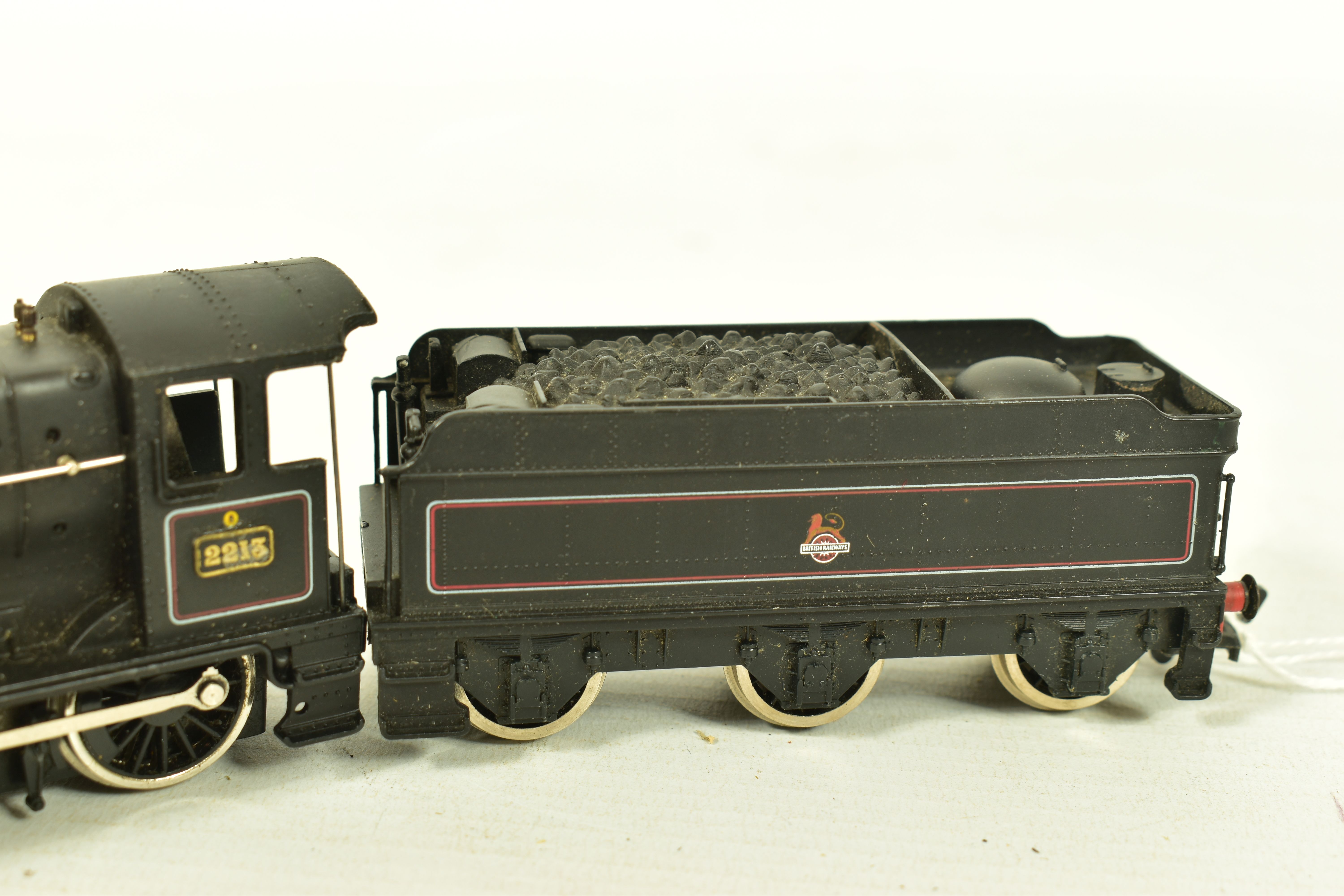 FOUR BOXED MAINLINE OO GAUGE COLLETT GOODS LOCOMOTIVES, 2 x No.3205, G.W.R. green livery (37 058), - Image 5 of 9