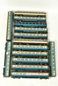 A QUANTITY OF UNBOXED AND ASSORTED HORNBY OO GAUGE HST INTERCITY 125 MK.III COACHING STOCK, assorted