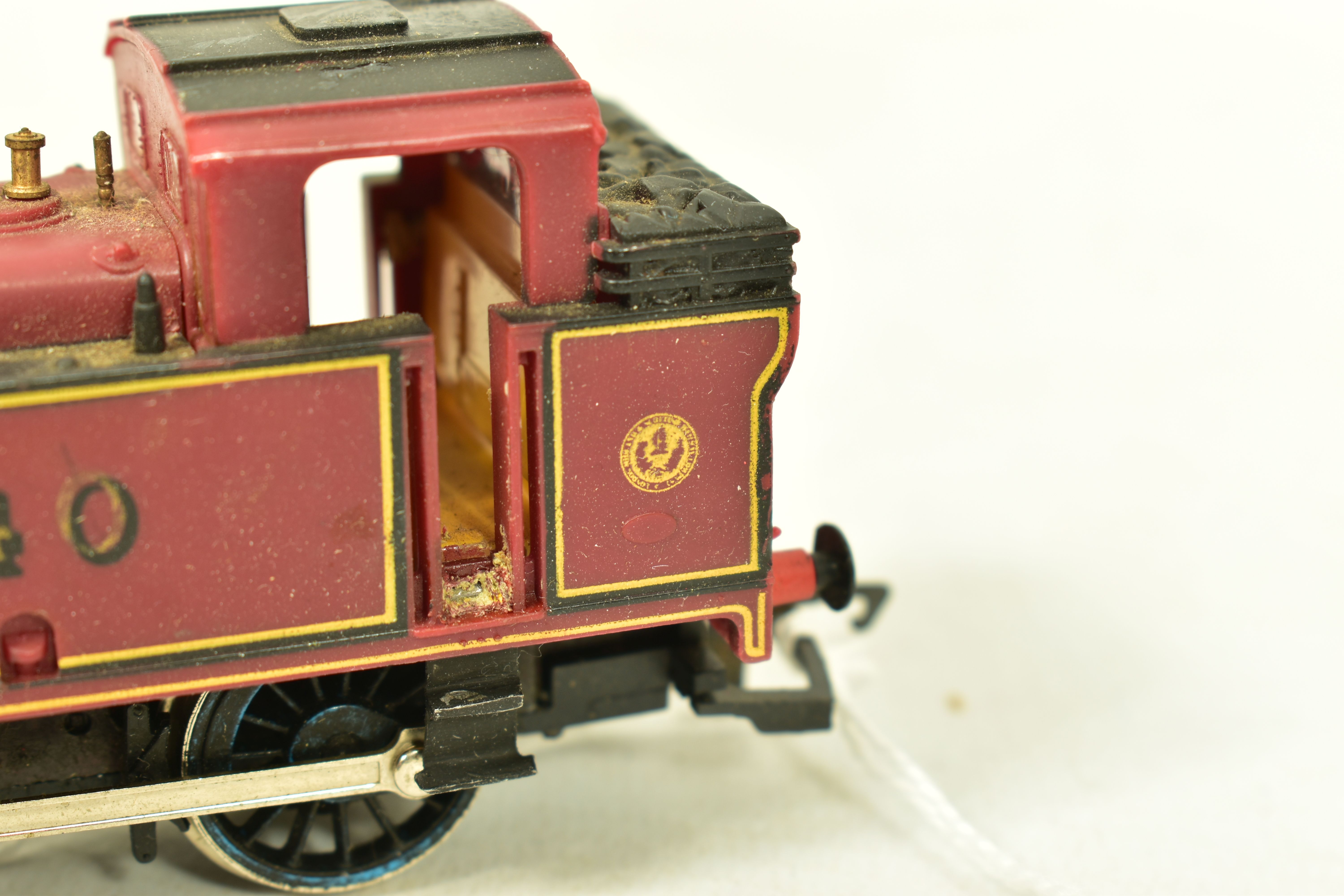 EIGHT BOXED HORNBY OO GAUGE CLASS 3F JINTY TANK LOCOMOTIVES, all are No.16440, L.M.S. lined maroon - Image 3 of 17