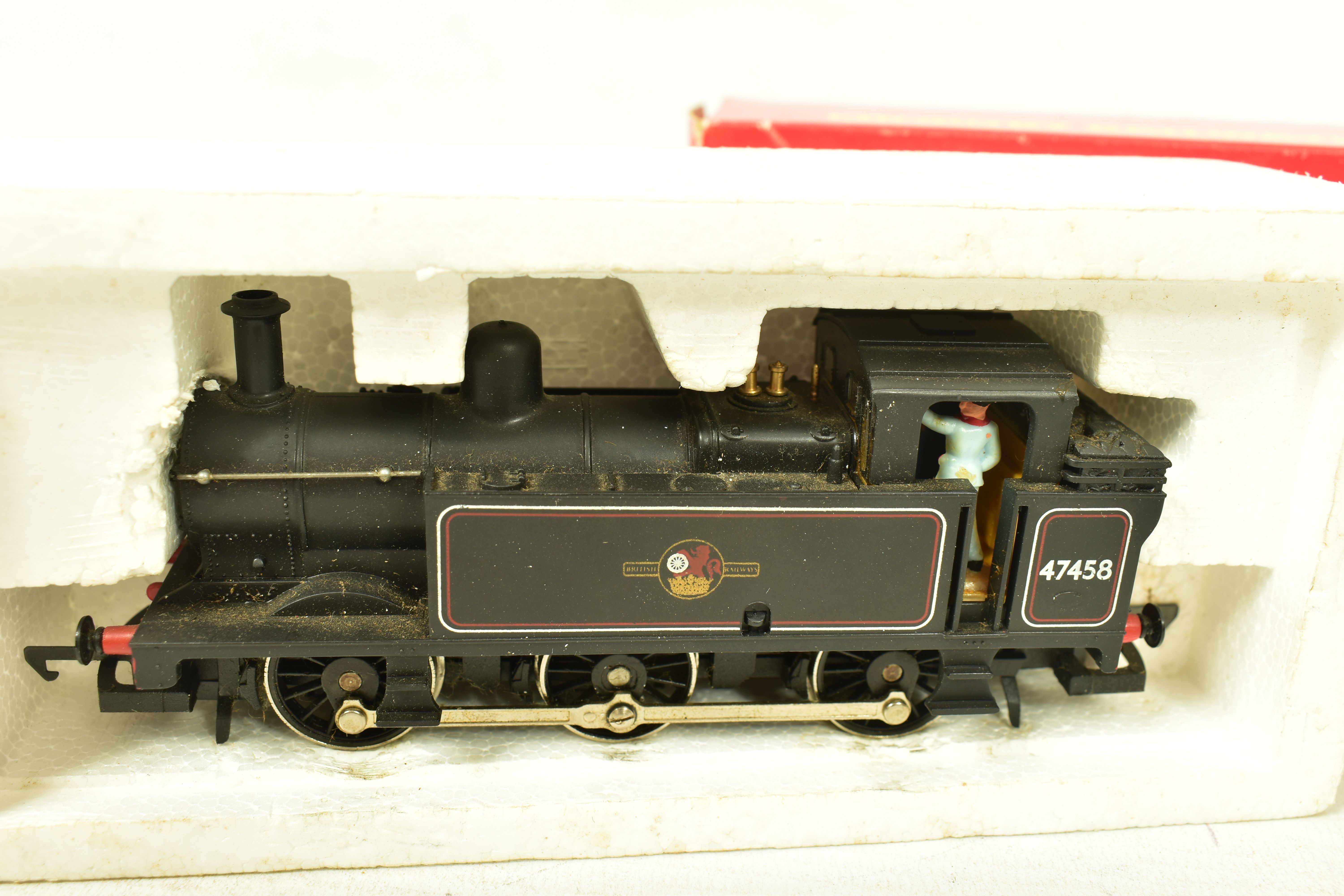 SEVEN BOXED HORNBY OO GAUGE CLASS 3F JINTY TANK LOCOMOTIVES, renumbered No.7561, L.M.S. plain - Image 15 of 15