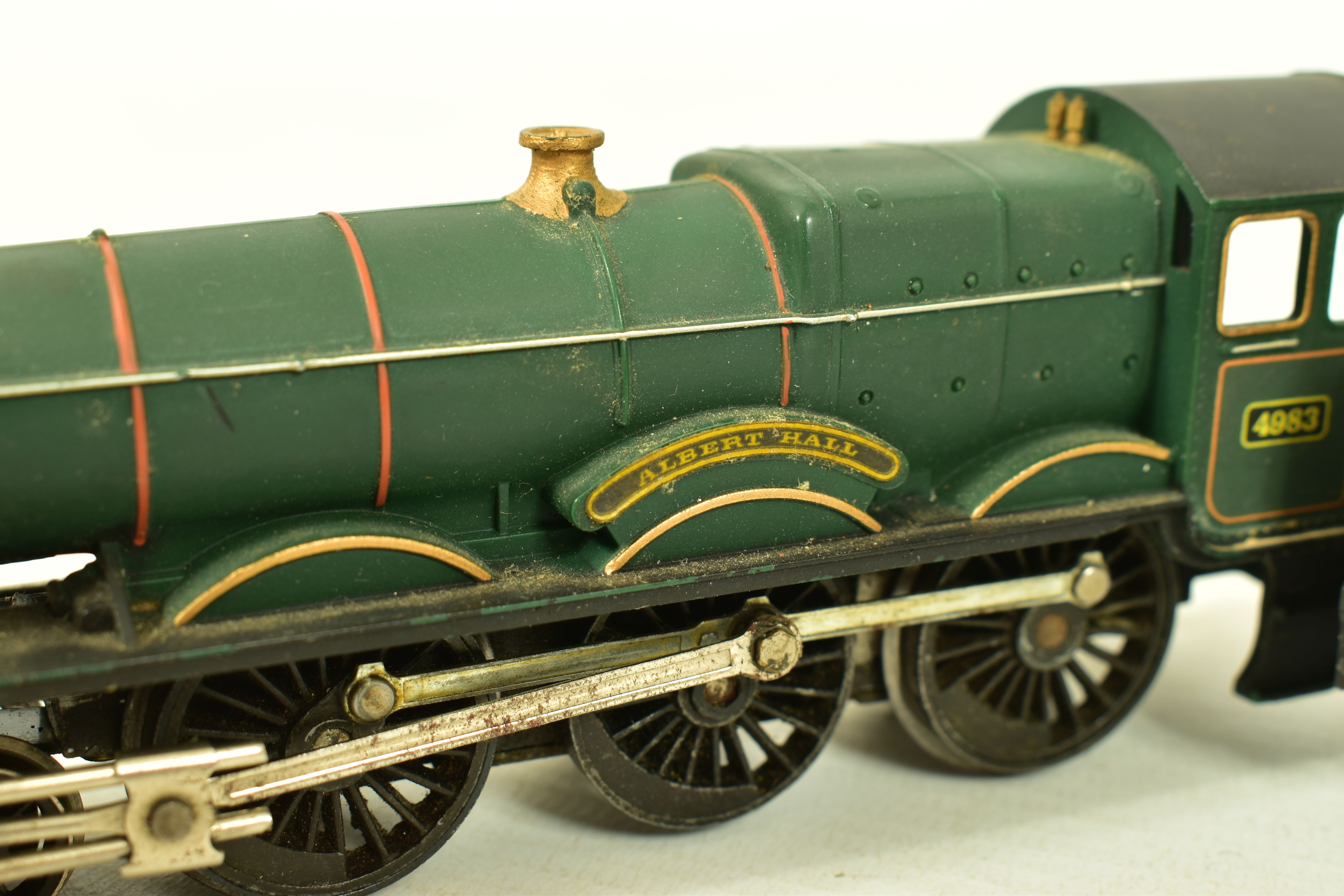 THREE BOXED HORNBY RAILWAYS OO GAUGE G.W.R. HALL CLASS LOCOMOTIVES, 'Albert Hall' No.4983 (R759), ' - Image 6 of 10