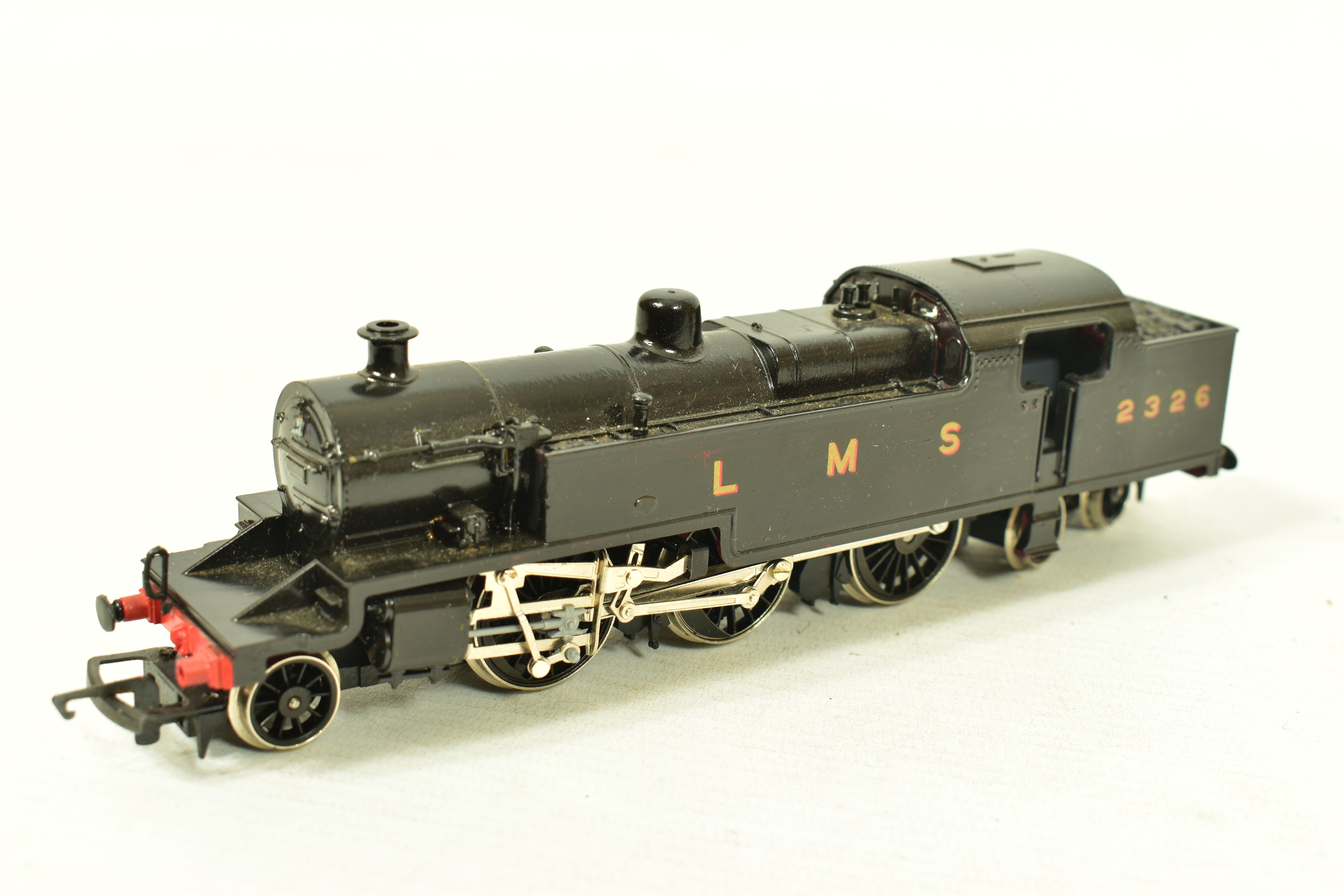 FOUR BOXED TRI-ANG AND HORNBY OO GAUGE TANK LOCOMOTIVES, Tri-ang Standard class 3 No.82004, Dublo - Image 2 of 10