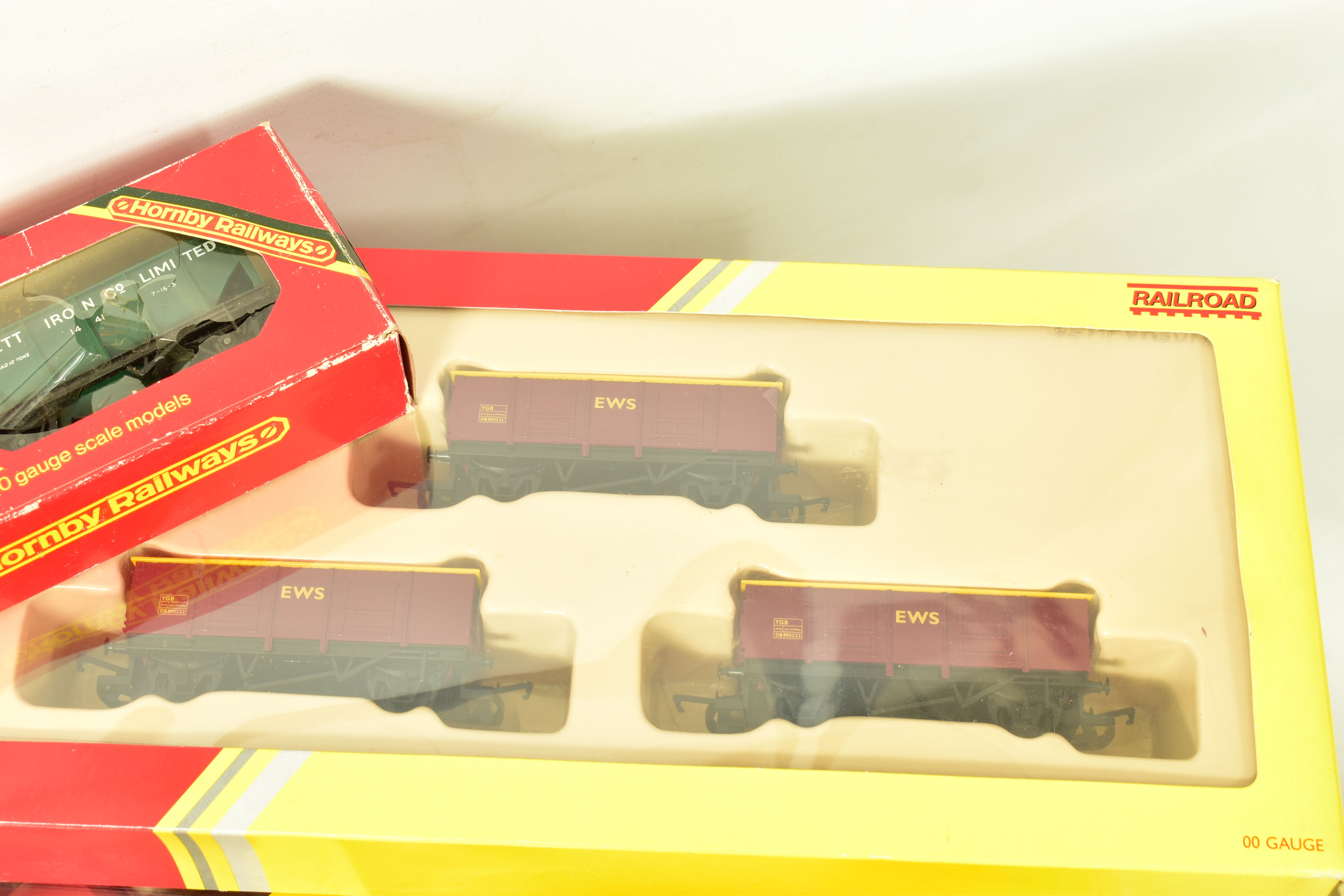 A QUANTITY OF BOXED ASSORTED OO GAUGE MODEL RAILWAY ROLLING STOCK, to include Tri-ang Wrenn, - Image 2 of 9