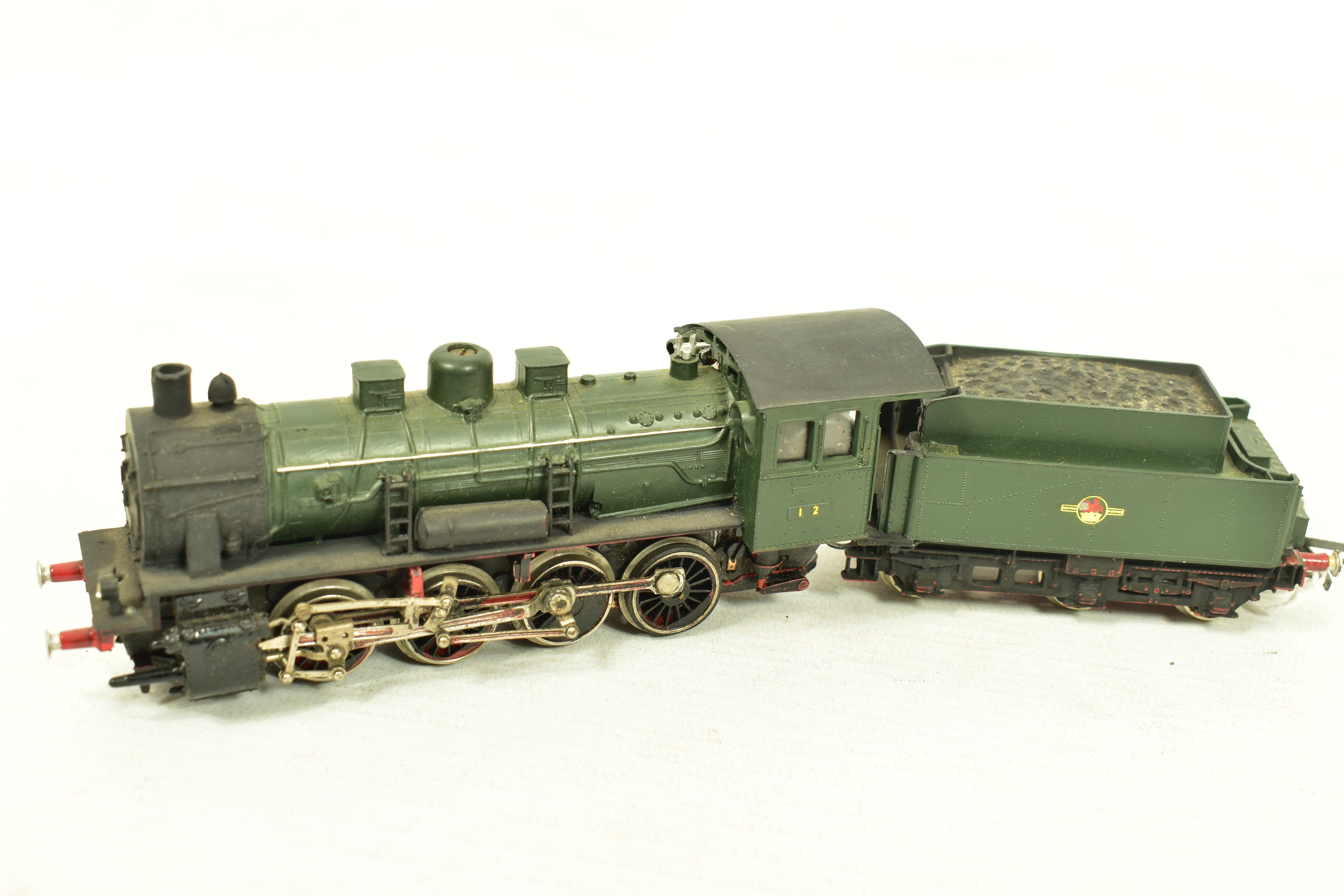 A BOXED LIMA HO GAUGE CLASS 141 LOCOMOTIVE AND TENDER, No.141 R 1097, S.N.C.F. green livery (3002L), - Image 6 of 8