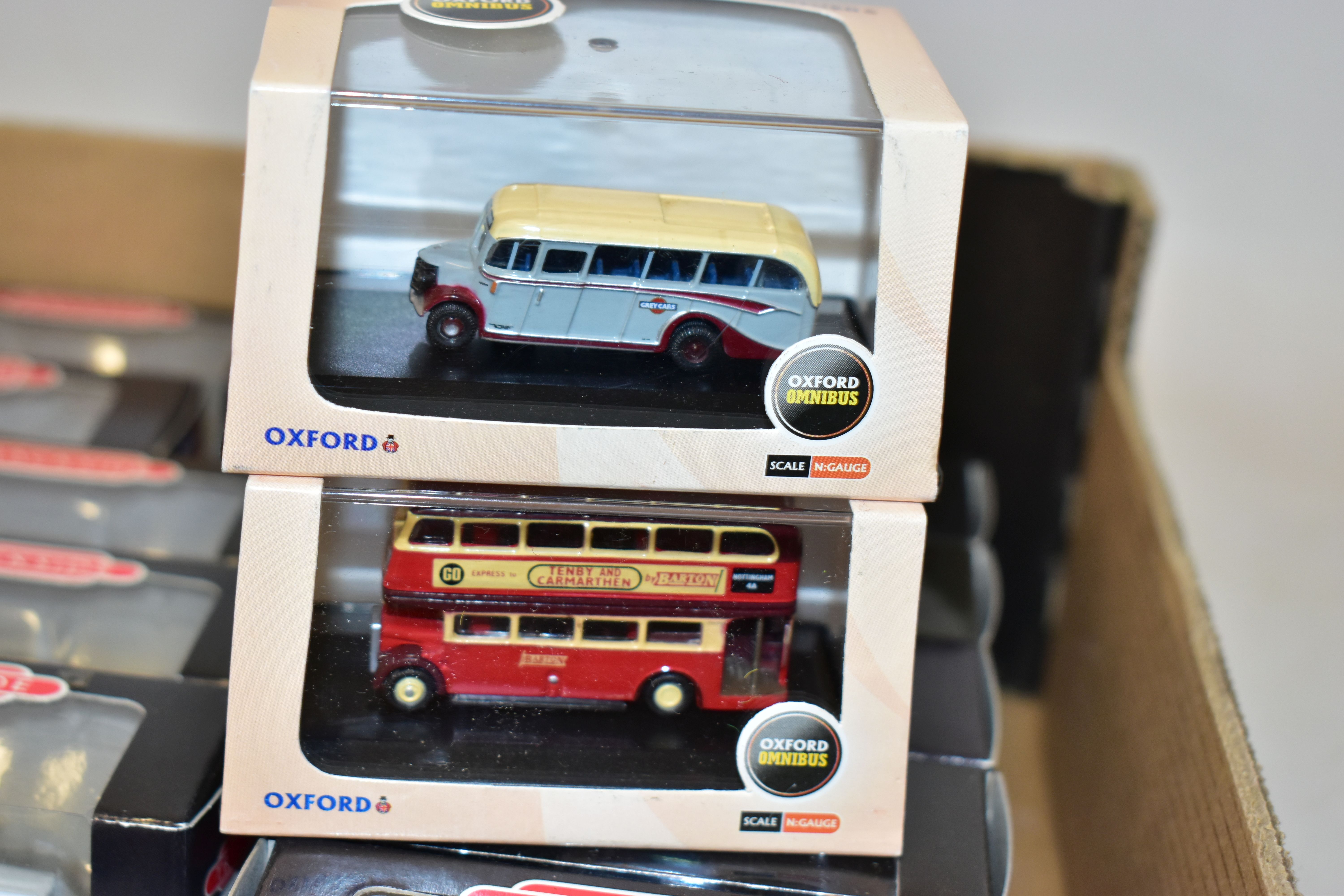 A QUANTITY OF BOXED OXFORD DIECAST AND CORGI TRACKSIDE OO AND N GAUGE DIECAST VEHICLES, all appear - Image 10 of 14