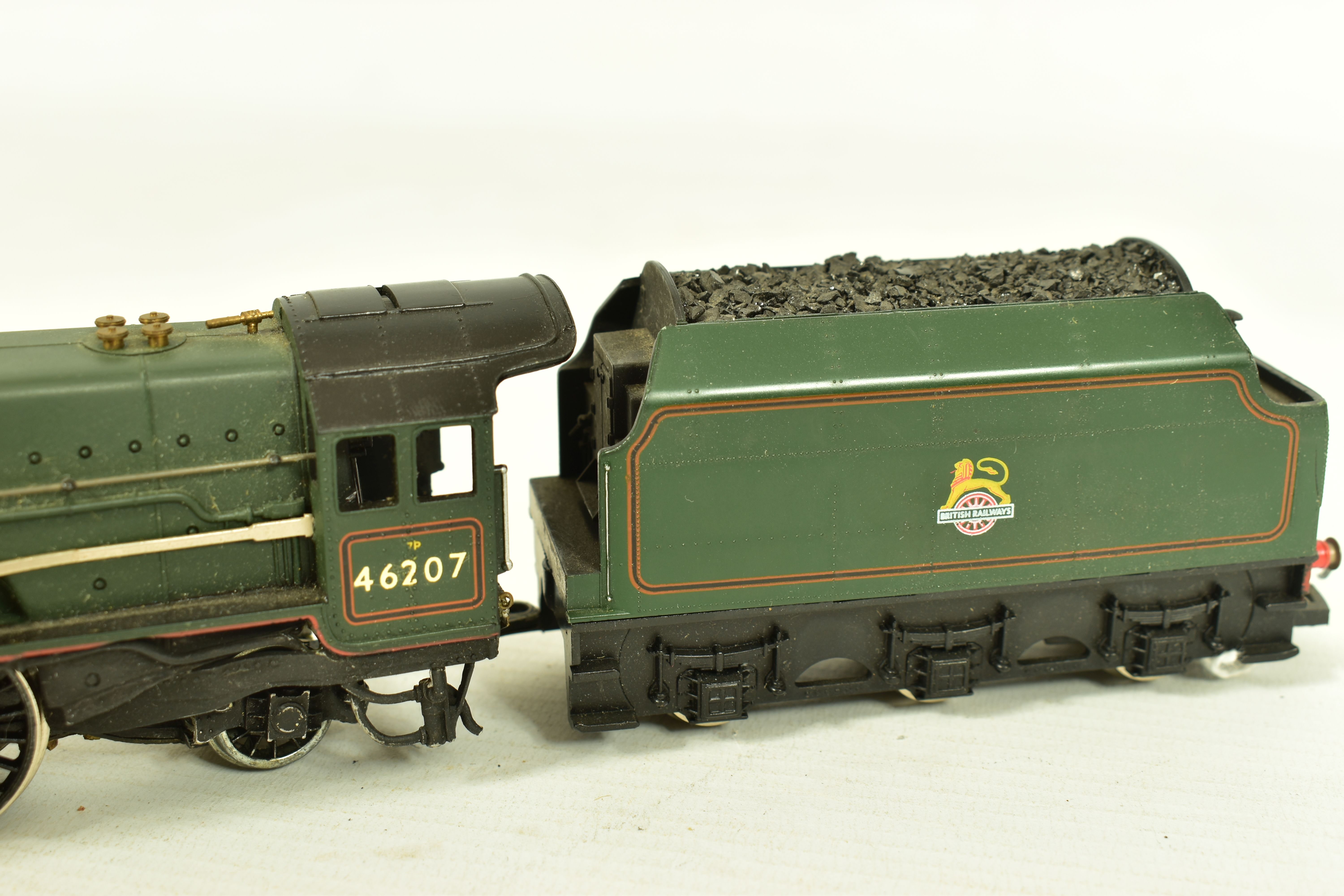 THREE BOXED HORNBY RAILWAYS OO GAUGE PRINCESS AND DUCHESS CLASS LOCOMOTIVES, 'Princess Margaret - Image 8 of 13