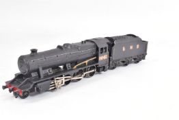 A BOXED WRENN OO GAUGE CLASS 8F LOCOMOTIVE, No.8042, L.M.S. black livery (W2225), possibly