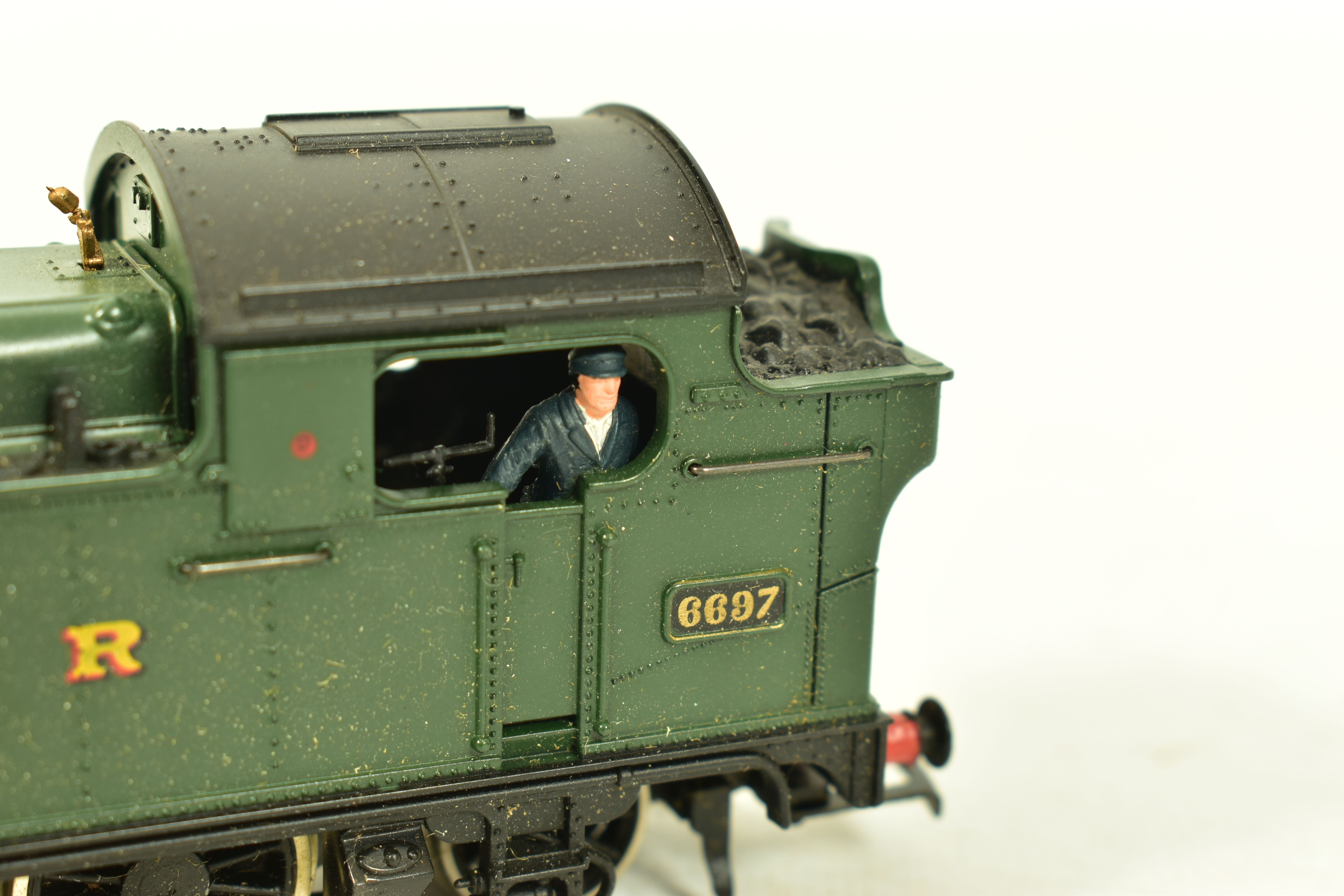 FOUR BOXED MAINLINE OO GAUGE TANK LOCOMOTIVES OF G.W.R. ORIGIN, 2 x class 57XX No.5768, both in B.R. - Image 3 of 13