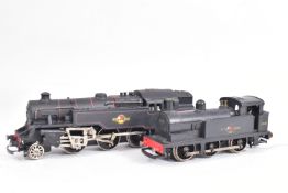 TWO BOXED WRENN OO GAUGE TANK LOCOMOTIVES, class 4MT renumbered to No.41122 (W2219), class R1 No.