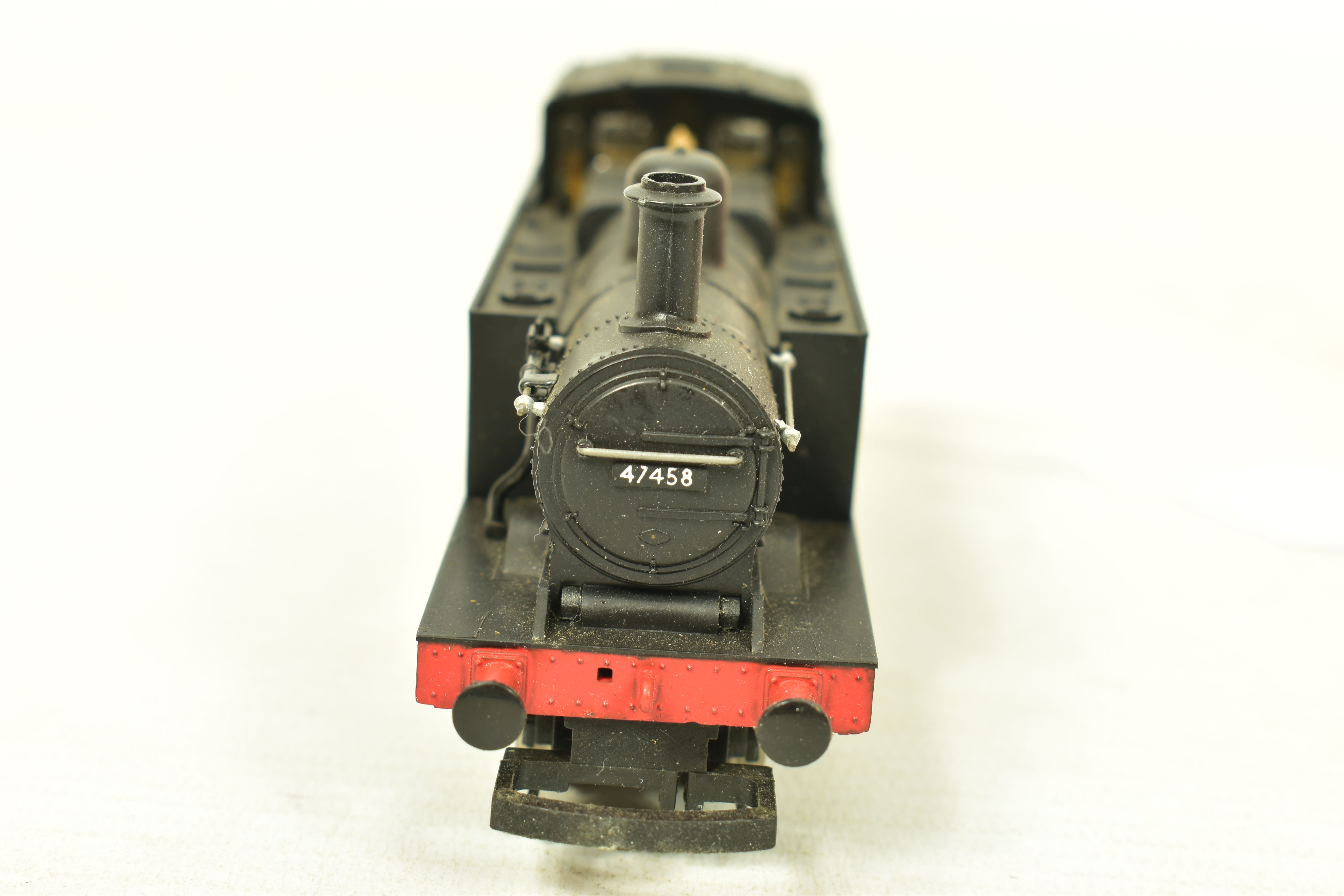SEVEN BOXED HORNBY OO GAUGE CLASS 3F JINTY TANK LOCOMOTIVES, renumbered No.7561, L.M.S. plain - Image 5 of 15