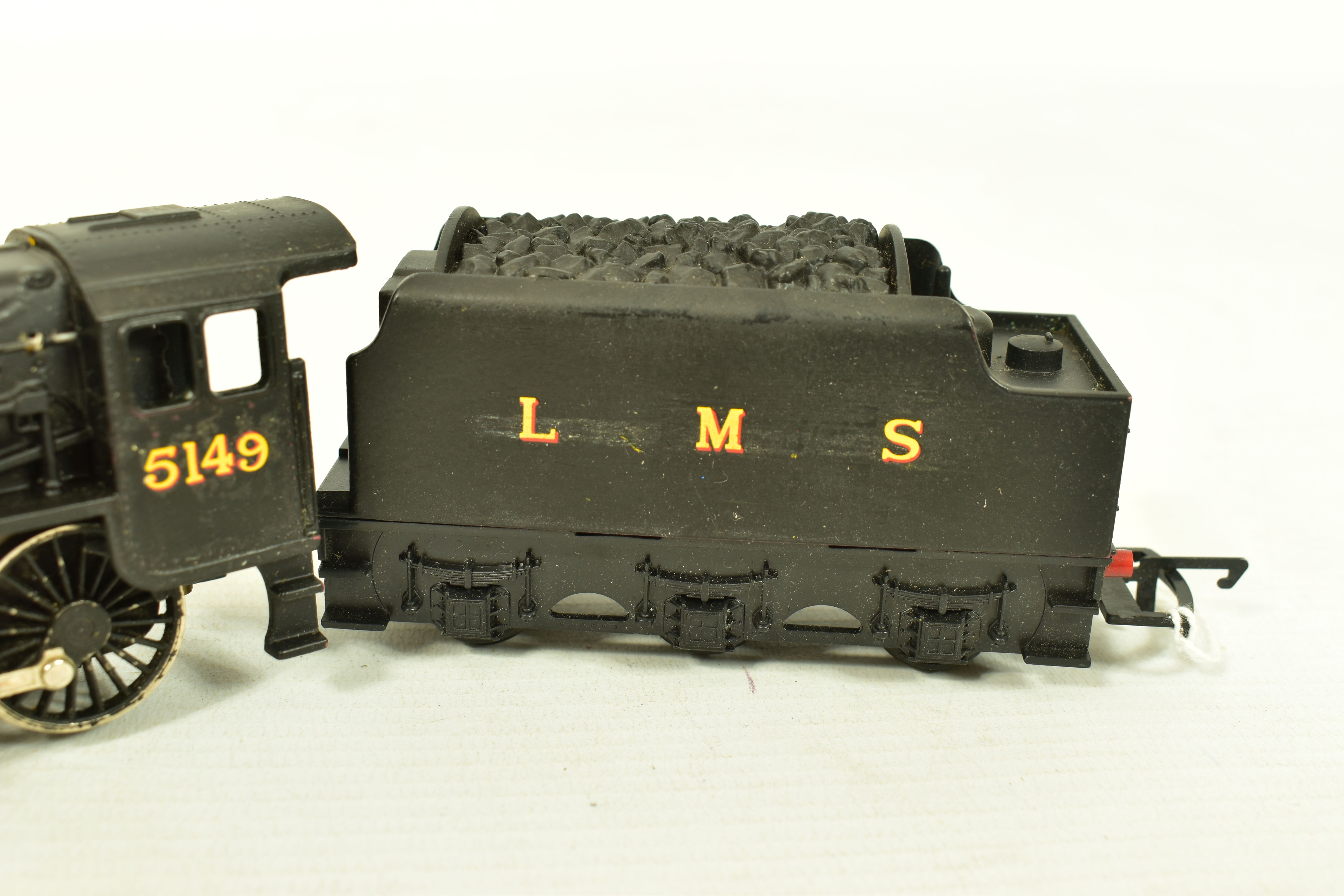 THREE BOXED HORNBY RAILWAYS OO GAUGE L.M.S. LOCOMOTIVES, class 2P No.690 (R450), Black 5 class No. - Image 3 of 9