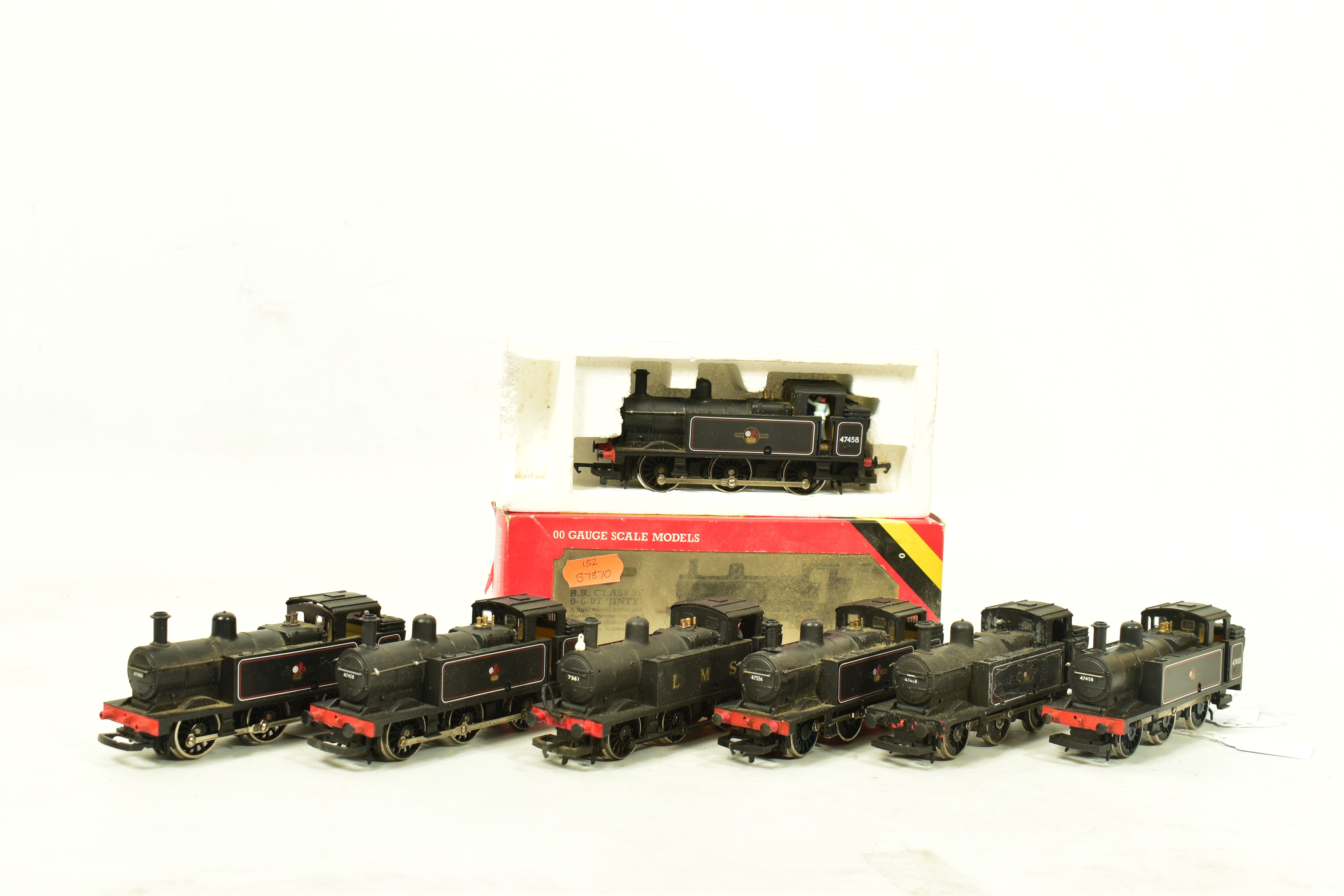 SEVEN BOXED HORNBY OO GAUGE CLASS 3F JINTY TANK LOCOMOTIVES, renumbered No.7561, L.M.S. plain