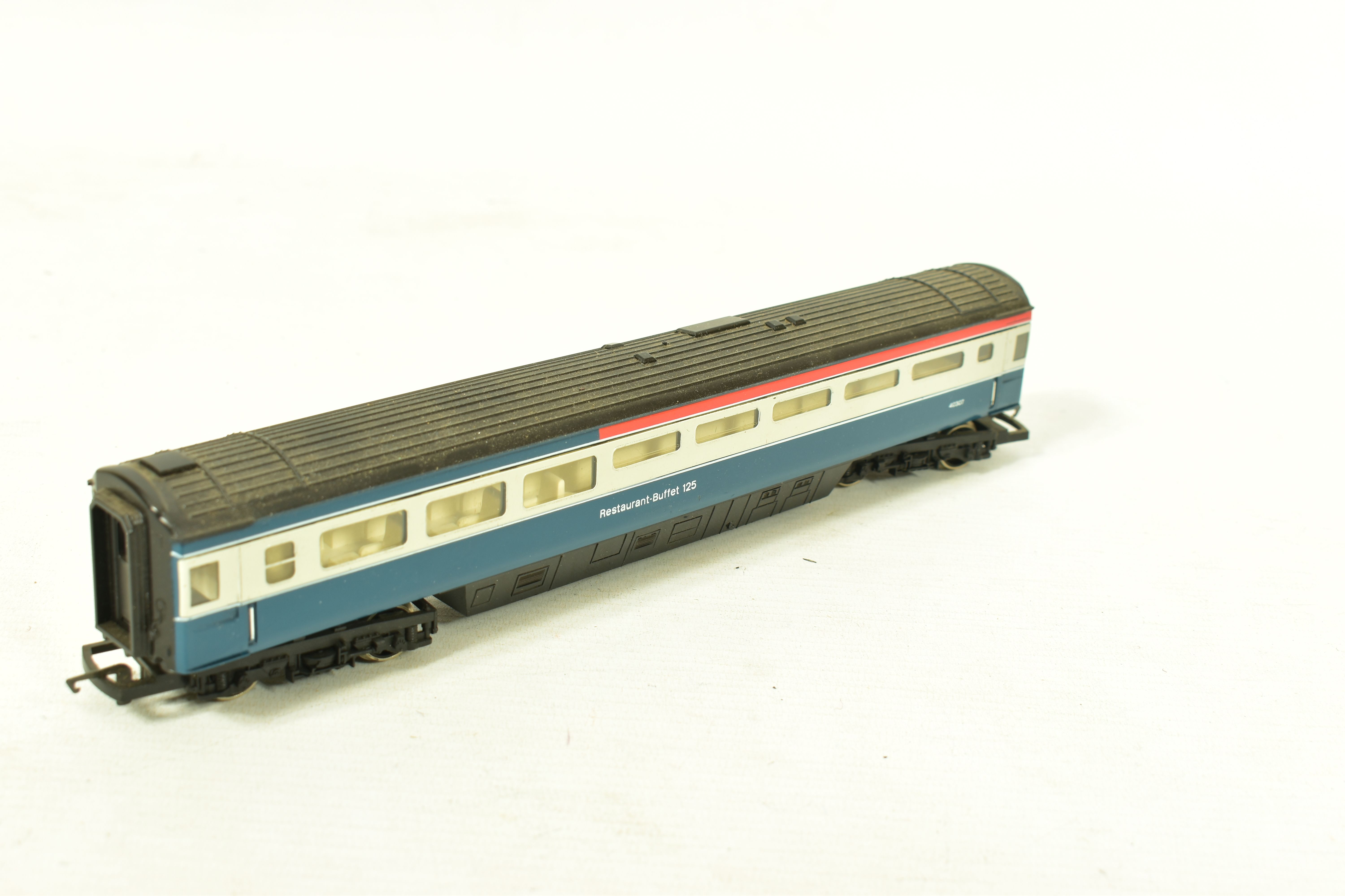 A QUANTITY OF UNBOXED AND ASSORTED HORNBY OO GAUGE HST INTERCITY 125 MK.III COACHING STOCK, assorted - Image 5 of 6