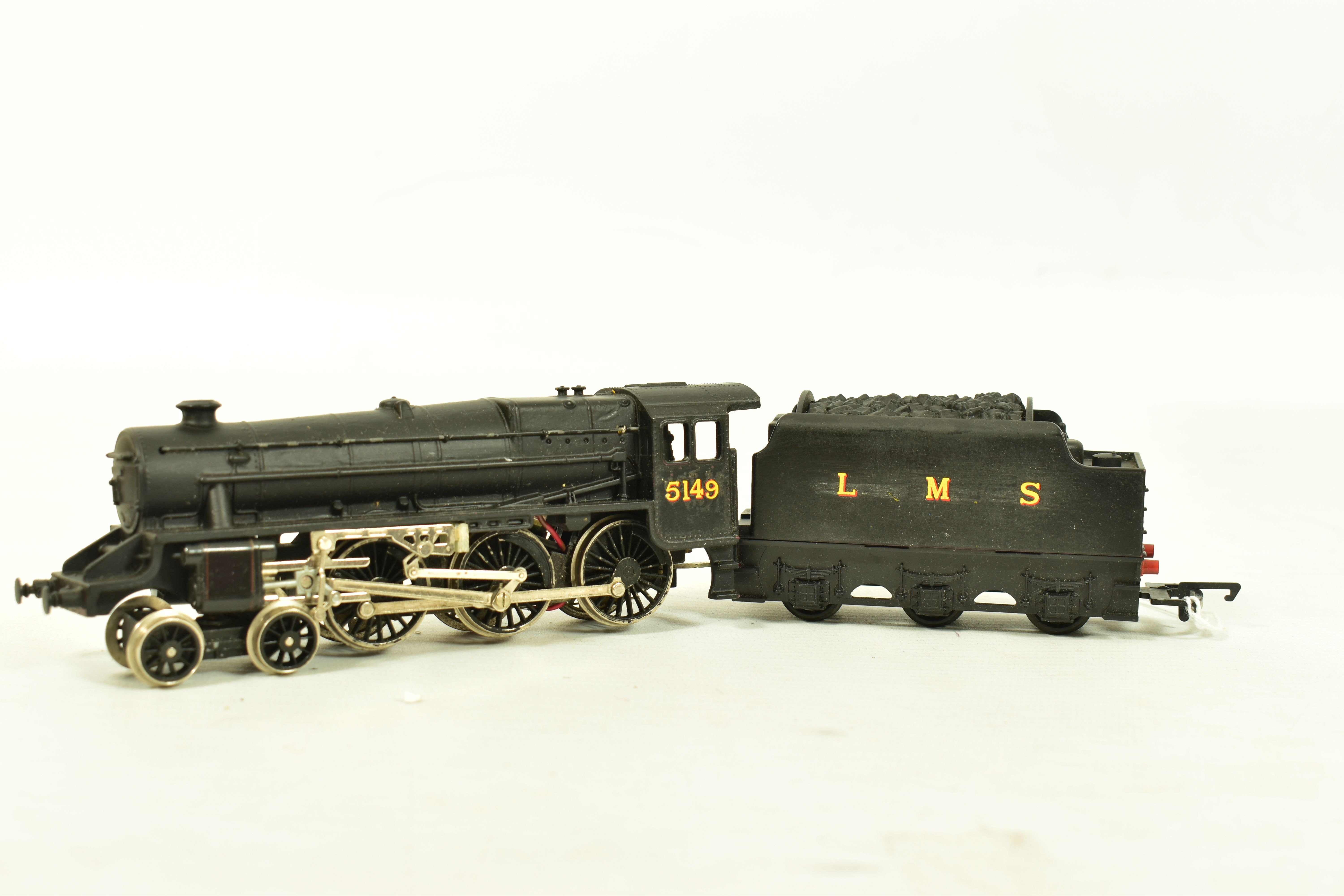 THREE BOXED HORNBY RAILWAYS OO GAUGE L.M.S. LOCOMOTIVES, class 2P No.690 (R450), Black 5 class No. - Image 2 of 9