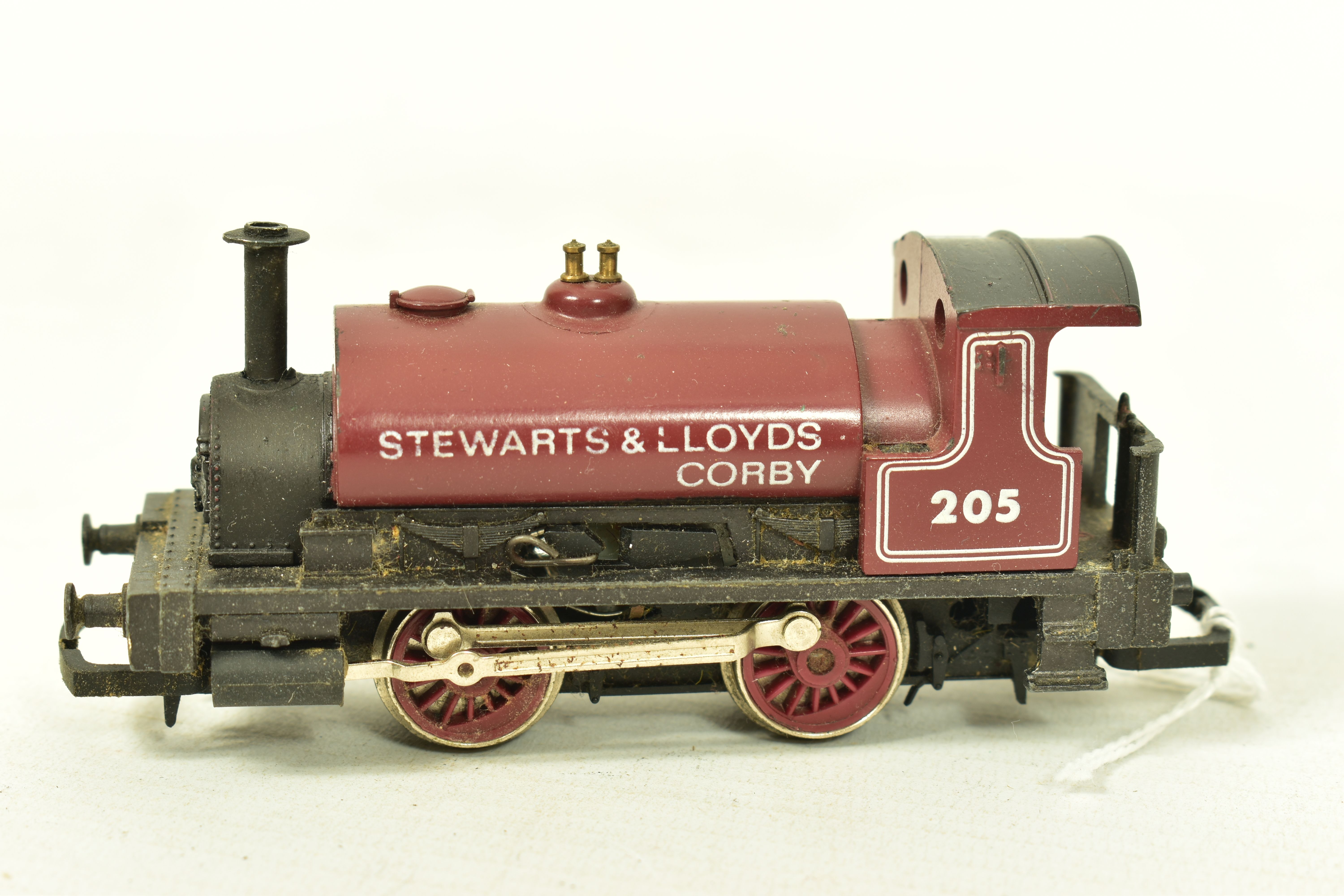 SIX BOXED HORNBY OO GAUGE CLASS 0F PUG SADDLE TANK LOCOMOTIVES, assorted numbers and liveries (R752, - Image 3 of 7