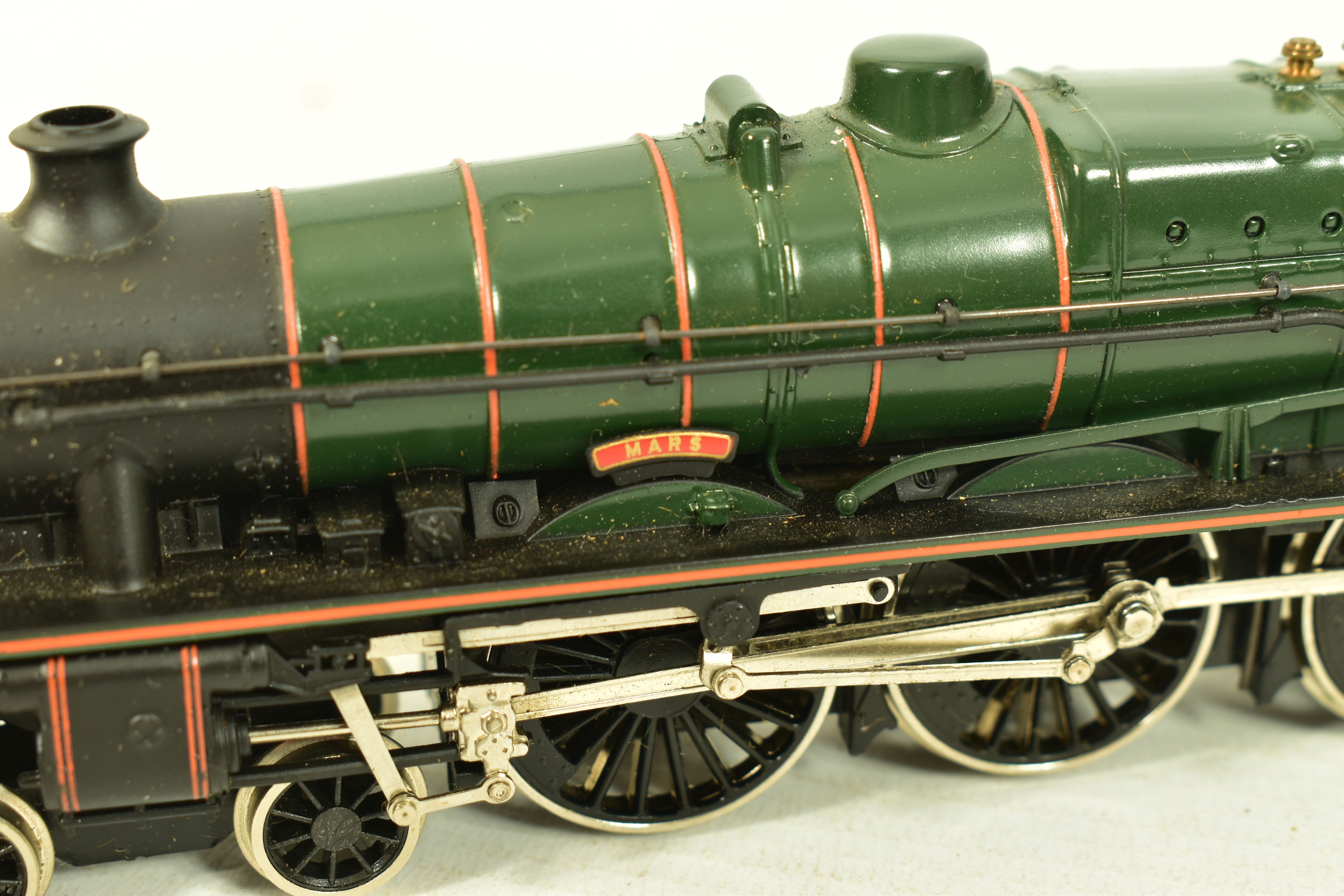 FIVE BOXED MAINLINE OO GAUGE JUBILEE CLASS LOCOMOTIVES, 'Neptune' No5687, L.M.S. lined black - Image 12 of 16