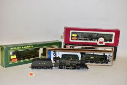 FIVE BOXED OO GAUGE LOCOMOTIVES OF G.W.R. ORIGIN, Dapol County class 'County of Chester' No.1011 (