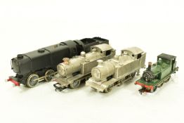FOUR BOXED CONSTRUCTED OO GAUGE S.R. LOCOMOTIVES KITS, K's Kits Q1 class No.33018, B.R. black livery