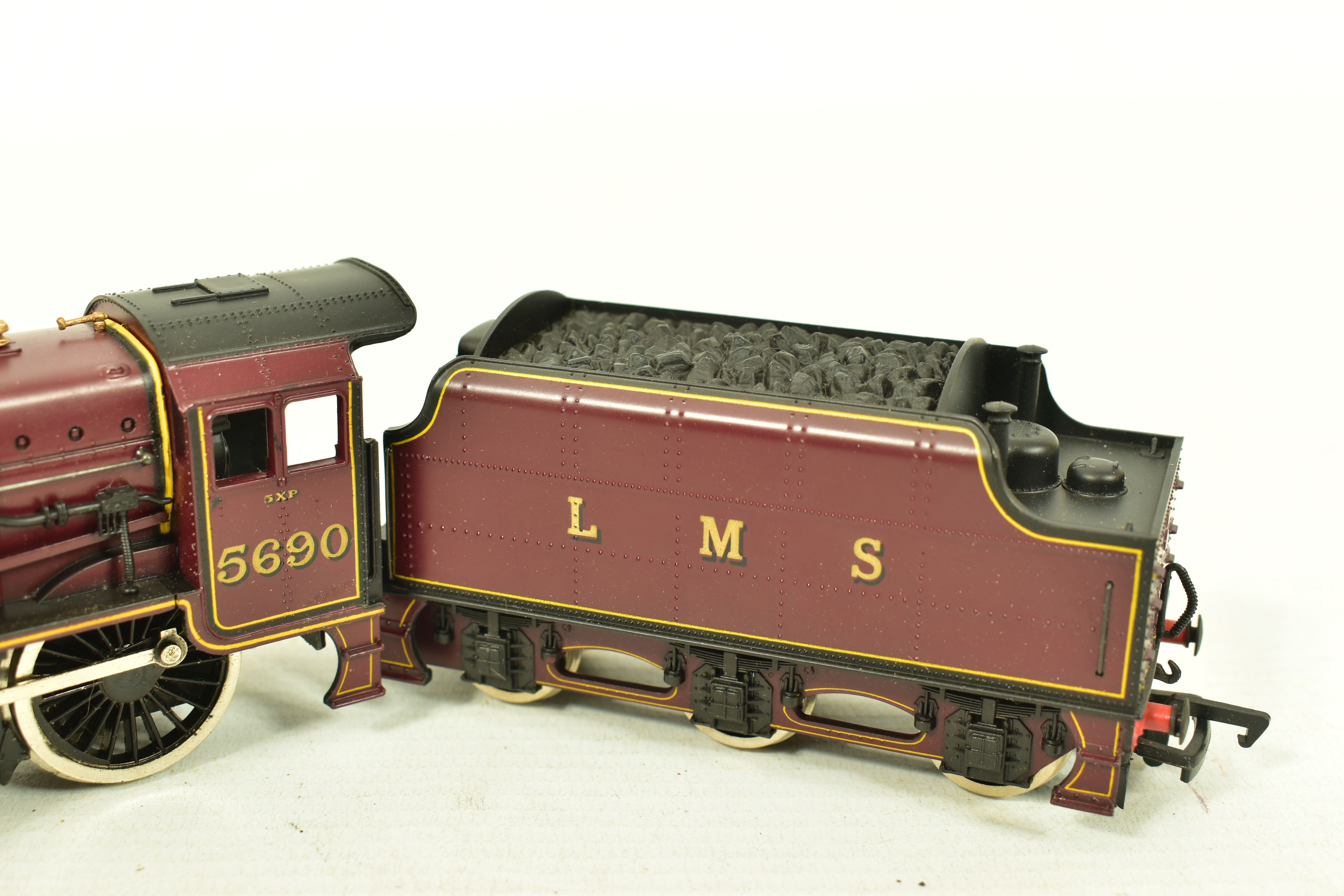 FIVE BOXED MAINLINE OO GAUGE JUBILEE CLASS LOCOMOTIVES, 'Neptune' No5687, L.M.S. lined black - Image 3 of 16