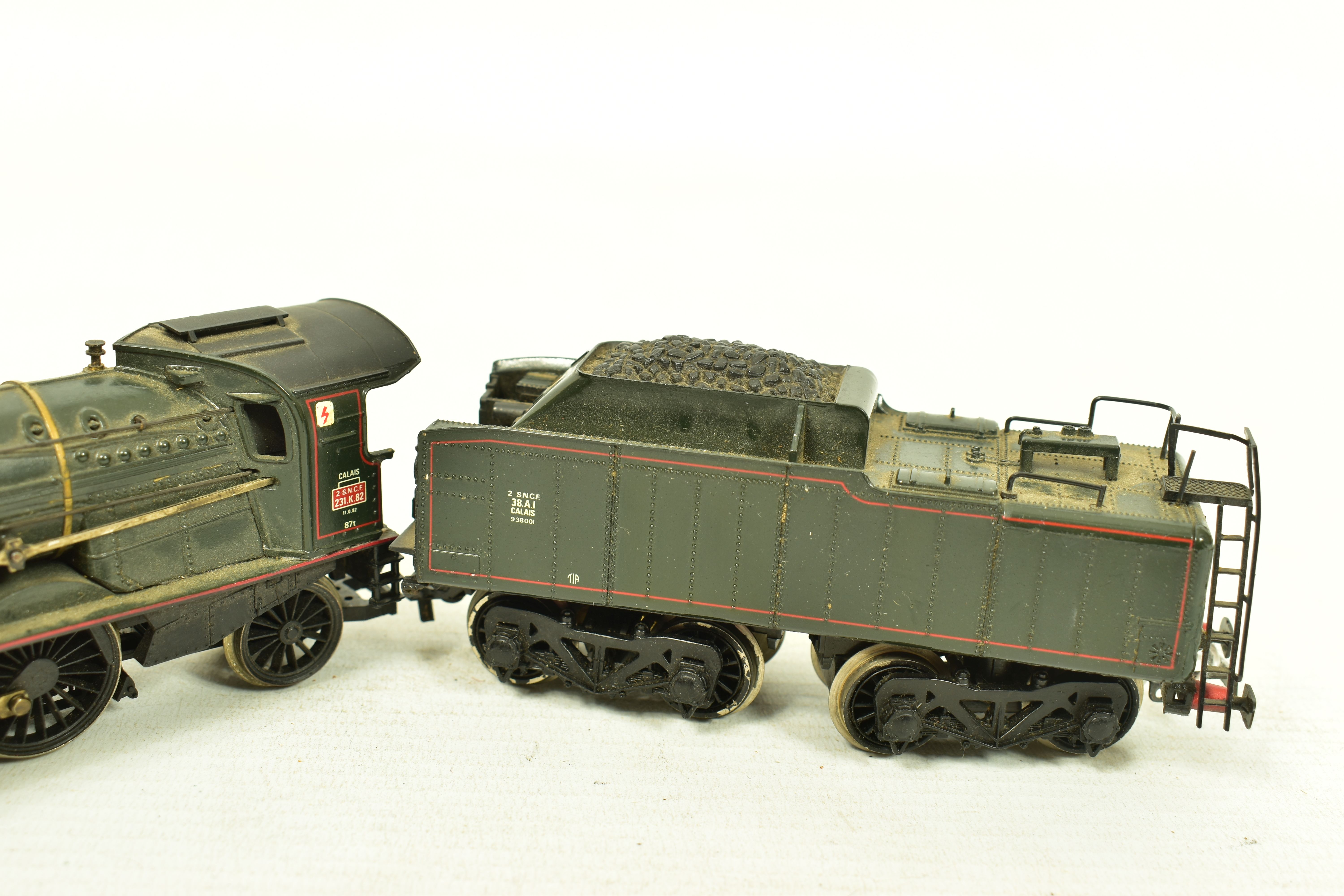 THREE BOXED JOUEF HO GAUGE LOCOMOTIVES, two are S.N.C.F. class 231 locomotives, one in green - Image 3 of 7