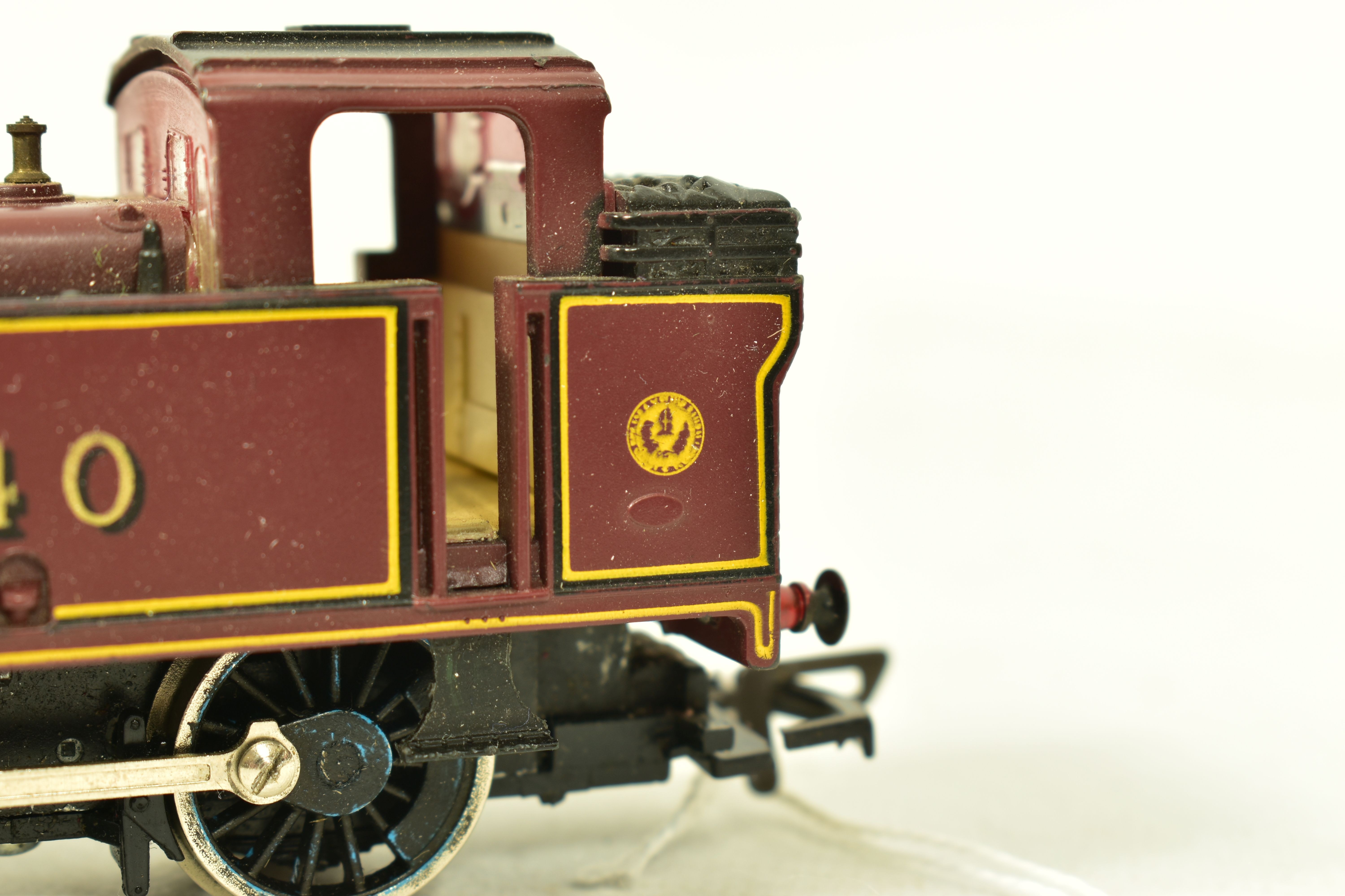 EIGHT BOXED HORNBY OO GAUGE CLASS 3F JINTY TANK LOCOMOTIVES, all are No.16440, L.M.S. lined maroon - Image 11 of 17