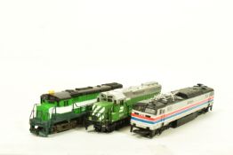 THREE BOXED HO GAUGE AMERICAN LOCOMOTIVES, Bachmann E60P No.951, Amtrak red, blue and silver