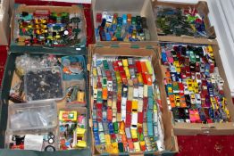A QUANTITY OF UNBOXED AND ASSORTED PLAYWORN DIECAST VEHICLES, majority are Matchbox 1-75 series