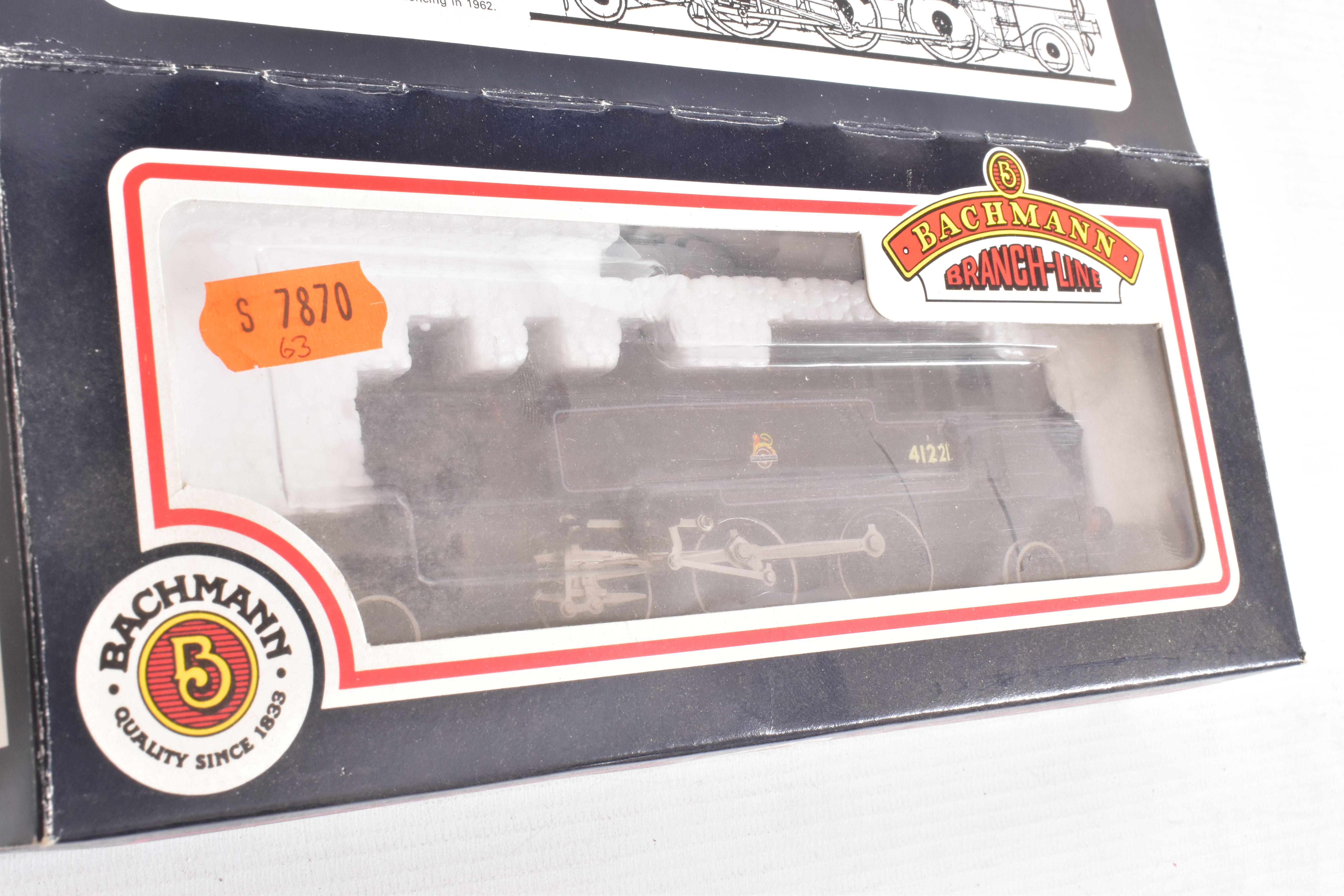 TWO BOXED BACHMANN OO GAUGE TANK LOCOMOTIVES, Ivatt class 2 No.41221 (31-450) and V1 class No. - Image 3 of 5