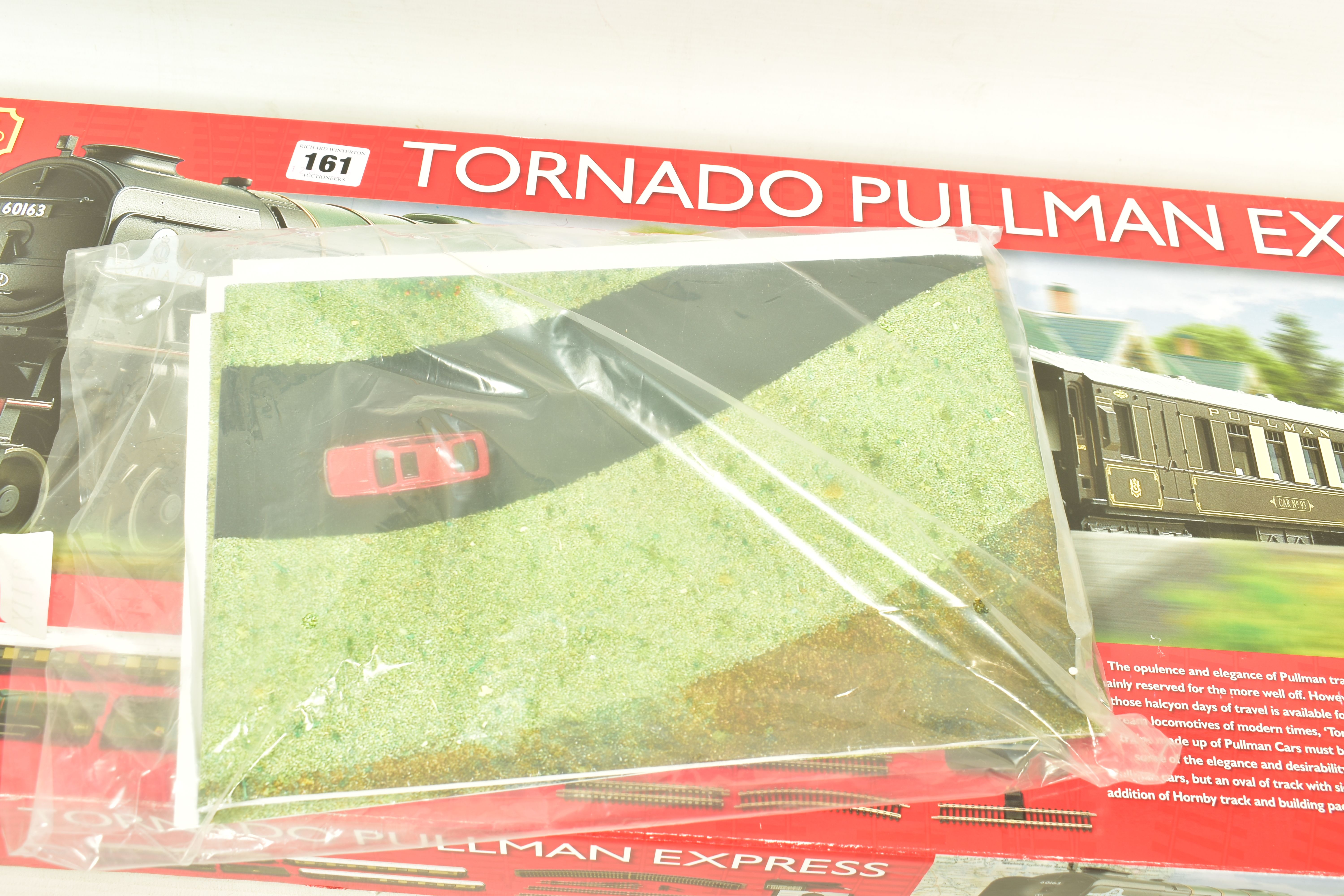 A BOXED HORNBY RAILWAYS OO GAUGE TORNADO PULLMAN EXPRESS TRAIN SET, No.R1169, comprising A1 Trust - Image 7 of 7