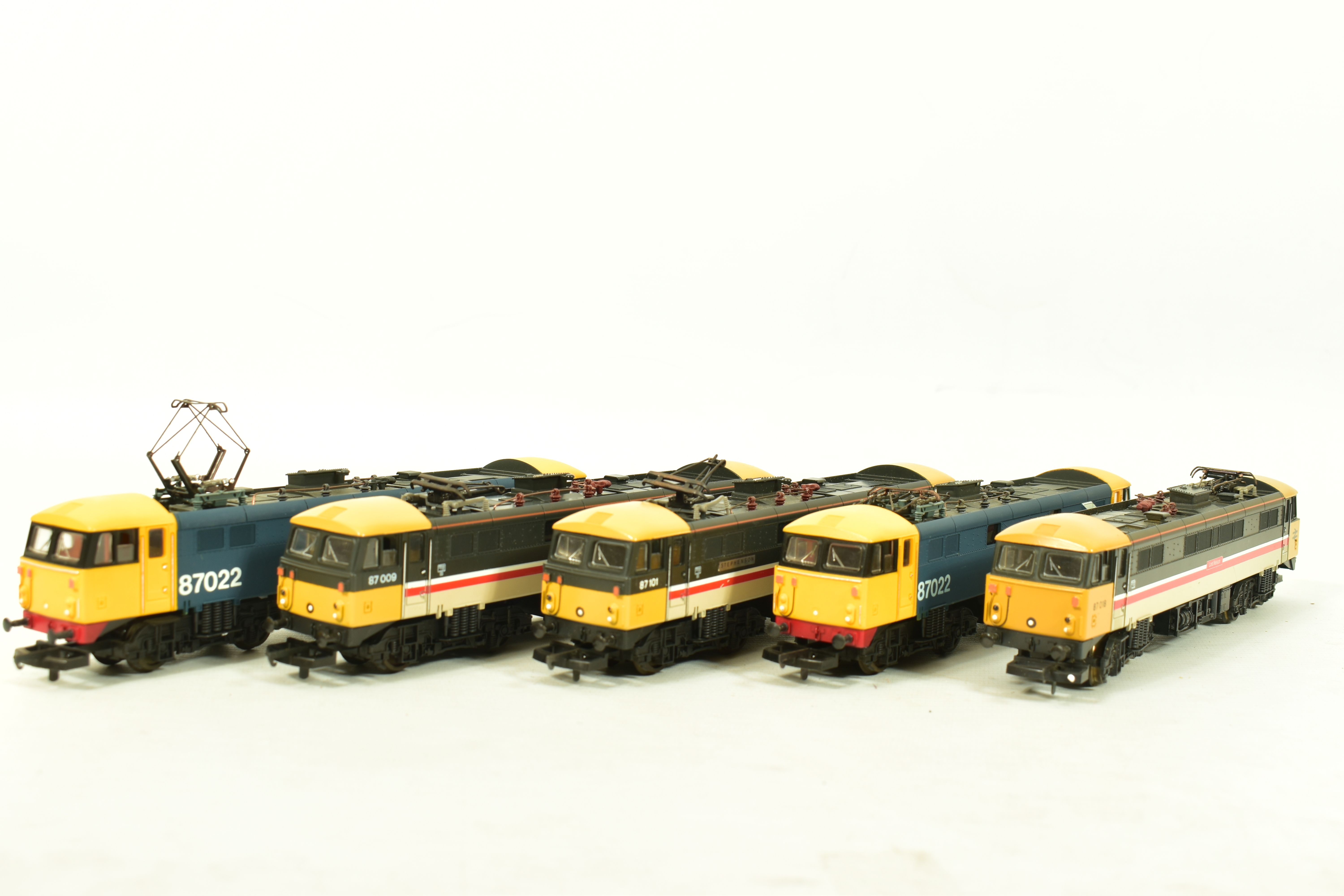 FIVE BOXED LIMA OO GAUGE CLASS 87 LOCOMOTIVES, 'City of Birmingham' No.87 009 (L205195), 'Lord