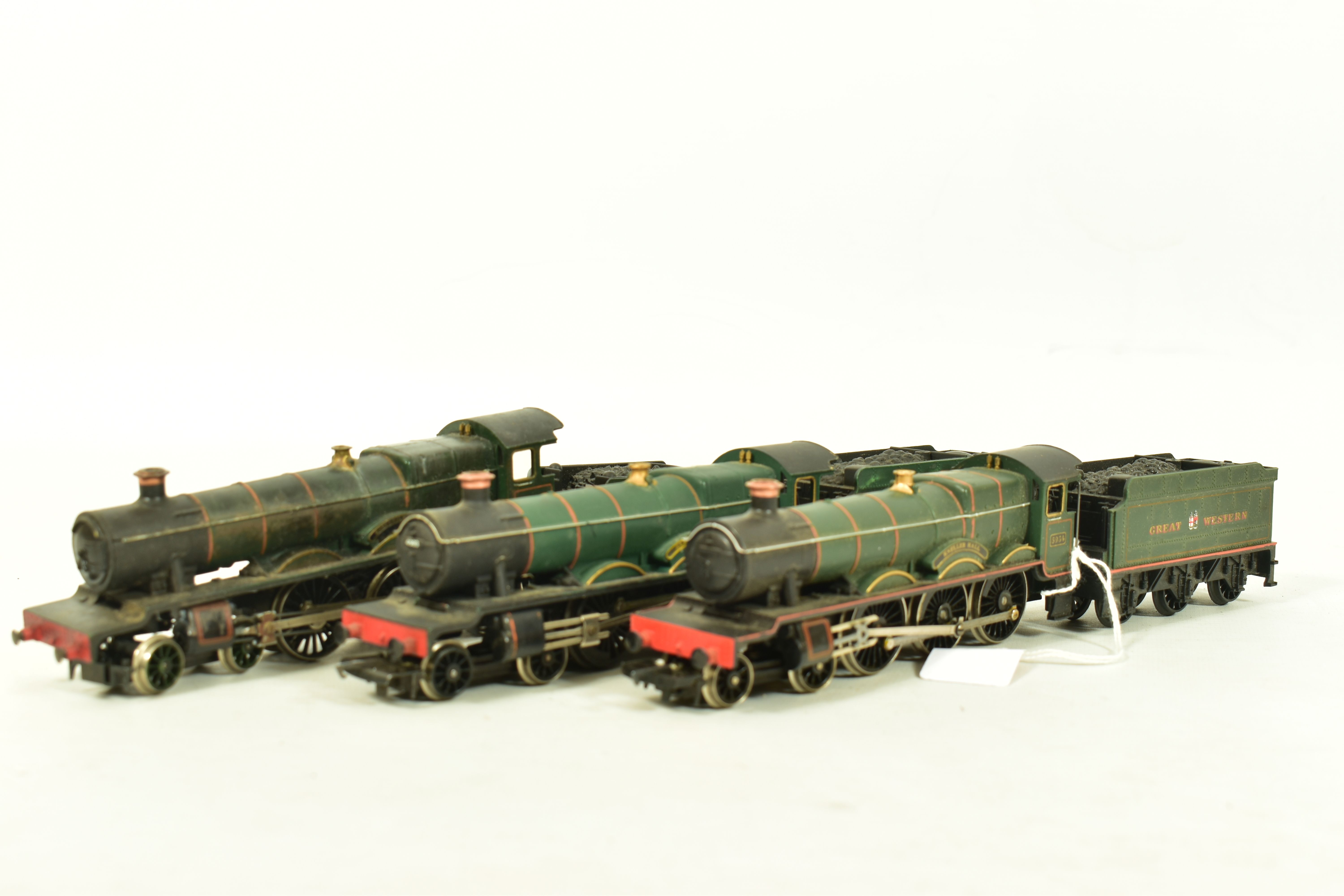 THREE BOXED HORNBY RAILWAYS OO GAUGE G.W.R. HALL CLASS LOCOMOTIVES, 'Albert Hall' No.4983 (R759), '