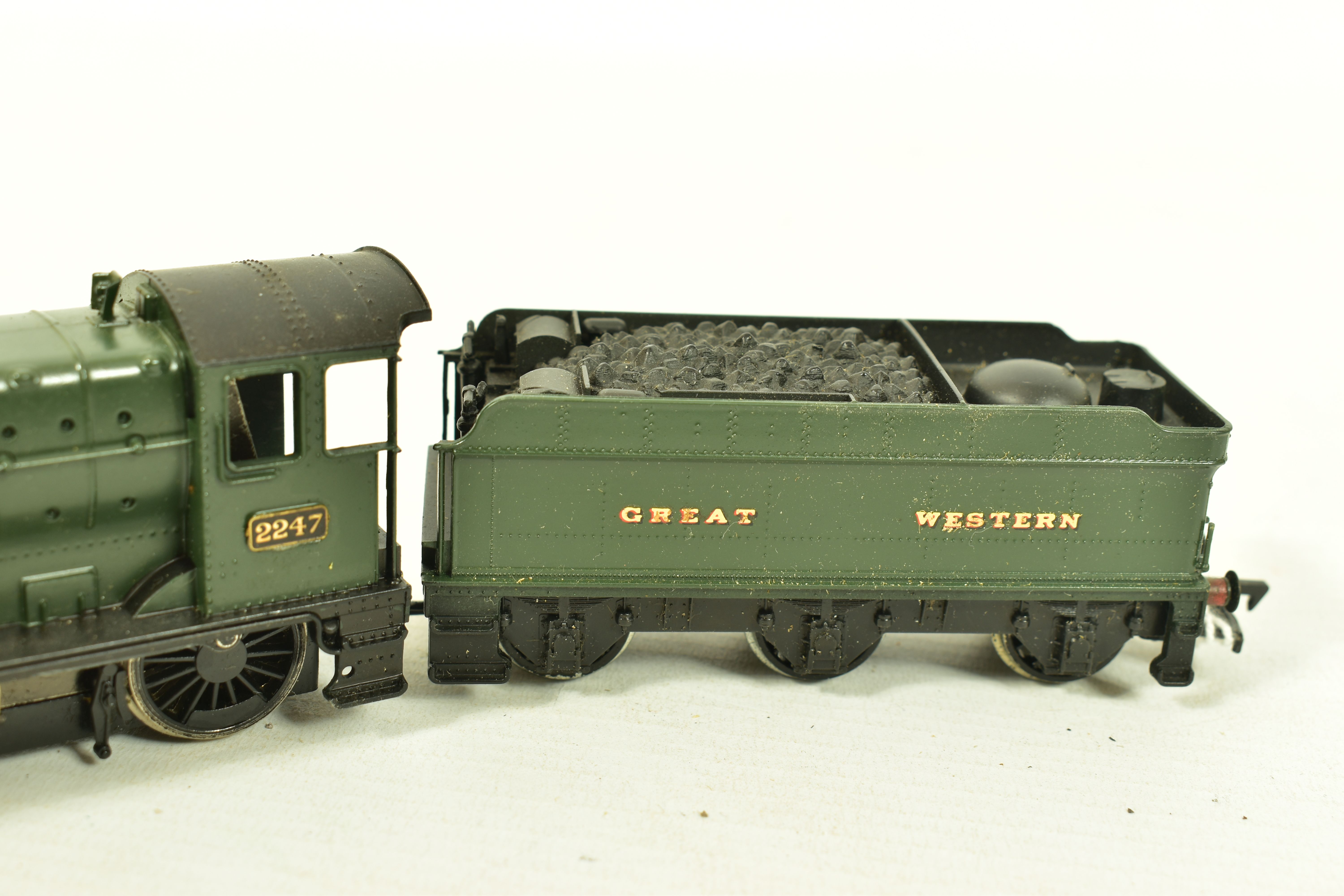FOUR BOXED MAINLINE OO GAUGE COLLETT GOODS LOCOMOTIVES, 2 x No.3205, G.W.R. green livery (37 058), - Image 3 of 9
