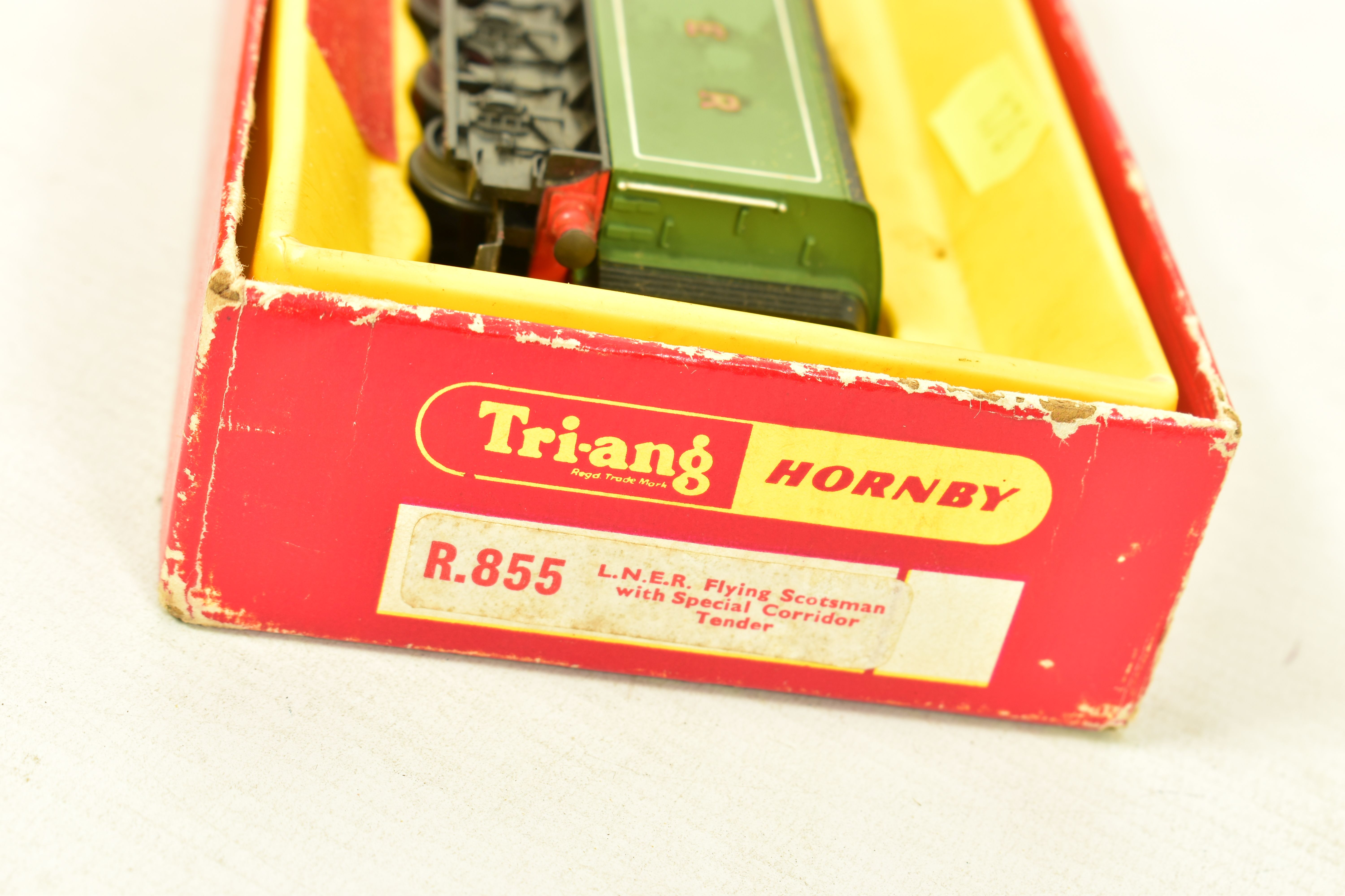 FIVE BOXED TRI-ANG HORNBY AND HORNBY RAILWAYS OO GAUGE LOCOMOTIVES, Tri-ang Hornby class A3 ' - Image 9 of 11