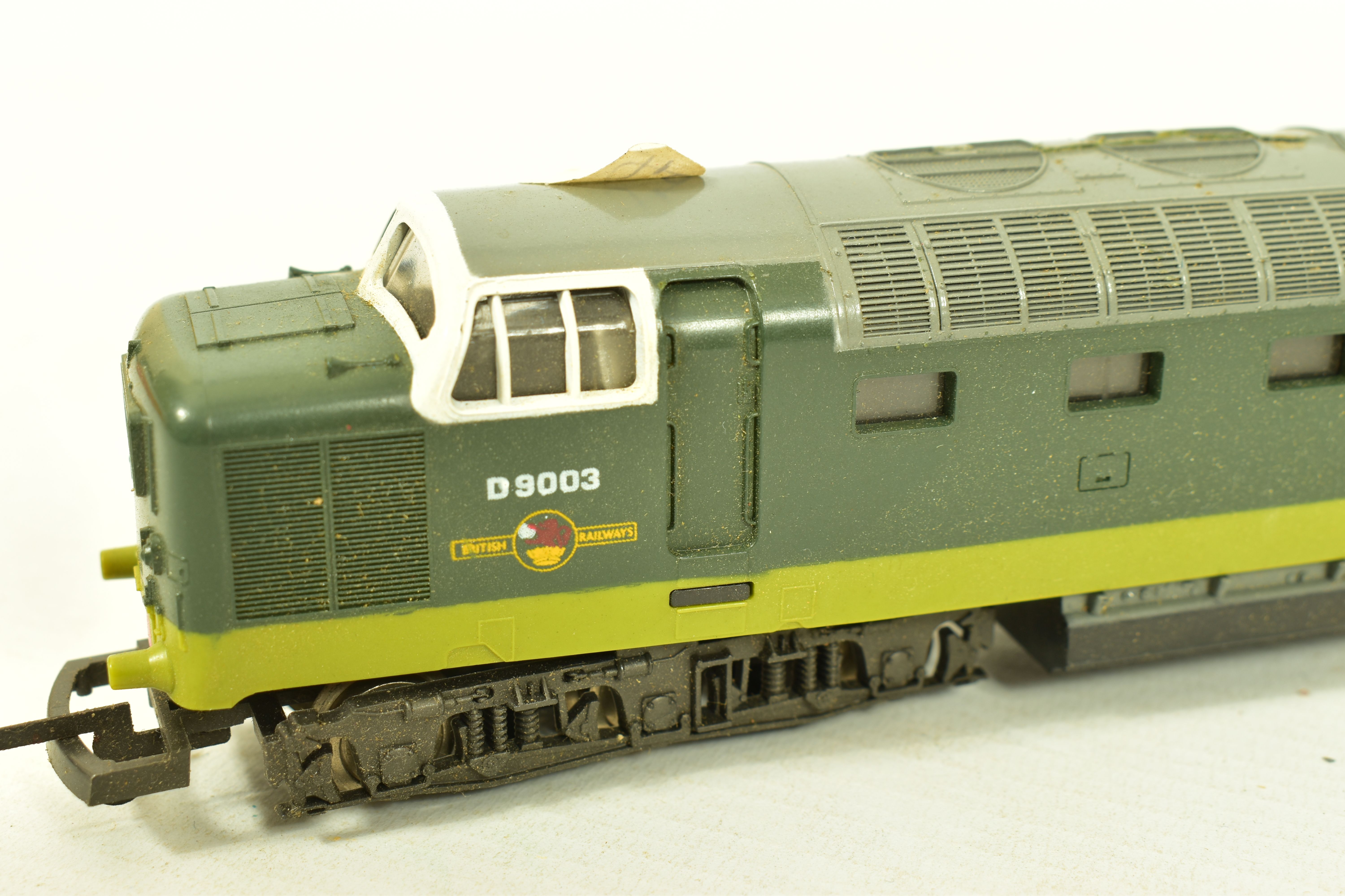 FOUR BOXED LIMA OO GAUGE CLASS 55 DELTIC LOCOMOTIVES, 2 x 'Meld' No.D9003, B.R. two tone green - Image 3 of 15