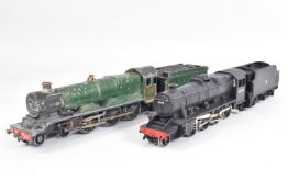 TWO BOXED HORNBY DUBLO LOCOMOTIVES, Castle Class (Bristol Castle) missing nameplates No.7013,