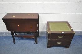 A SMALL MAHOGANY CAMPAIGN TWO DRAWER BEDSIDE CABINET, with a green leather inlay, width 47cm x depth