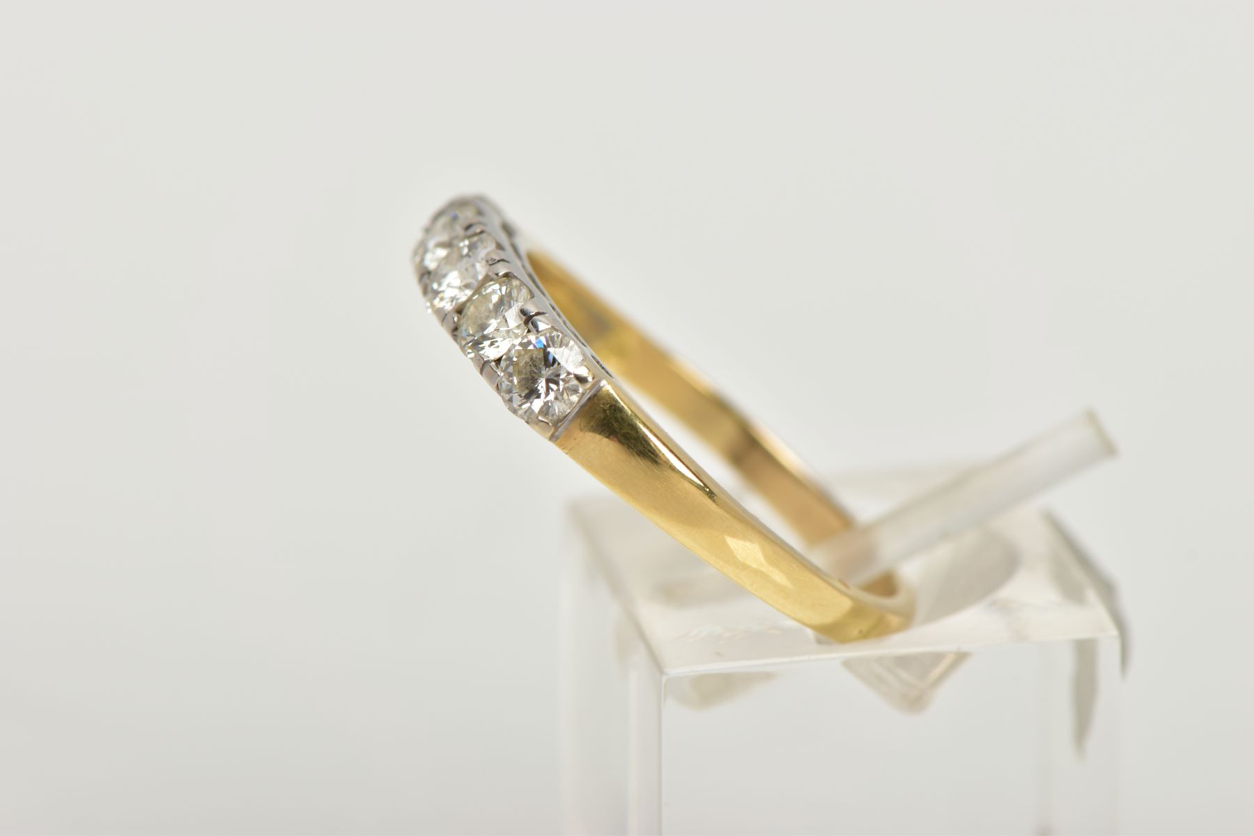 A YELLOW METAL FIVE STONE DIAMOND RING, set with five slightly graduating round brilliant cut - Image 2 of 5