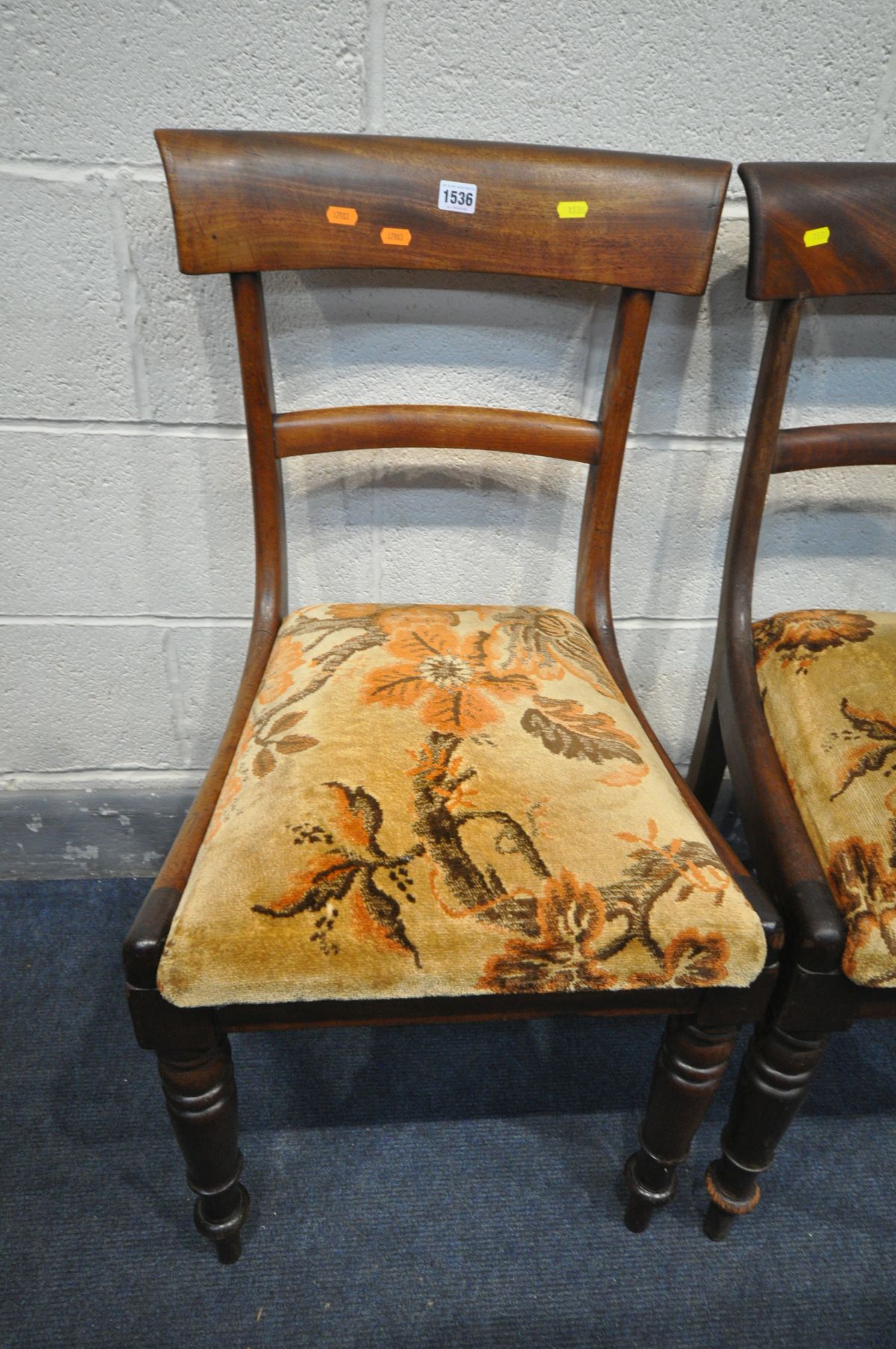 A PAIR OF REGENCY MAHOGANY BAR BACK CHAIRS, with floral upholstered seat pads, turned front legs ( - Image 2 of 4