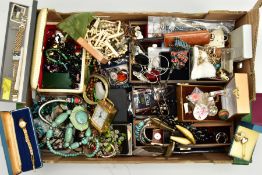 A BOX OF ASSORTED ITEMS, to include a carved malachite elephant figurine, various pieces of