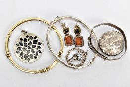 A BAG OF ASSORTED SILVER AND WHITE METAL JEWELLERY, to include a silver hinged bangle, hallmarked