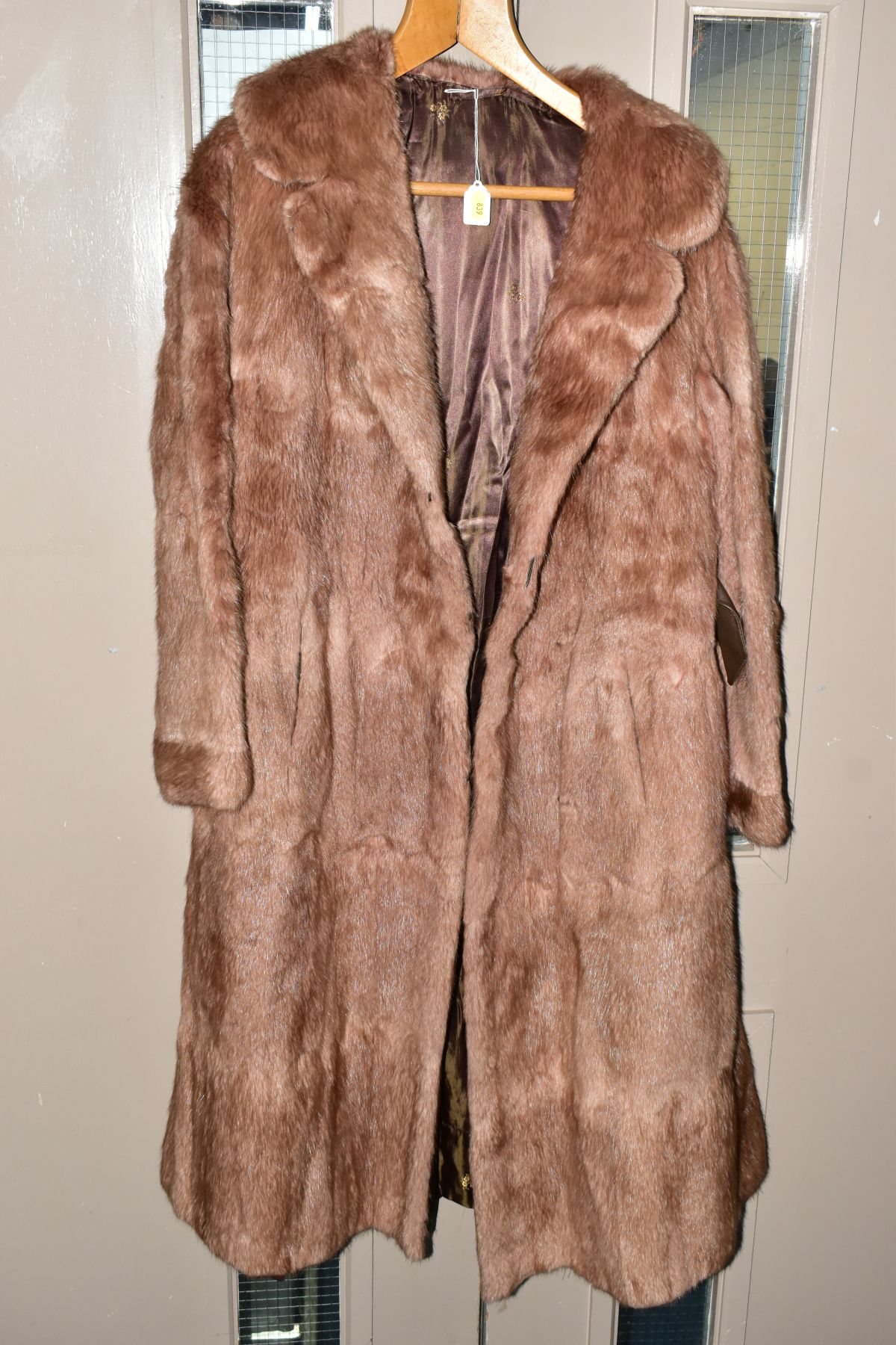 THREE LADIES FUR COATS, A SQUIRREL FUR STOLE, THREE BOXES OF TABLE LINEN, ETC, including a three - Image 6 of 10