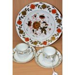 A ROYAL CROWN DERBY 8687 IMARI PATTERN DINNER PLATE AND TWO EARLY 19TH CENTURY DERBY COFFEE CANS AND
