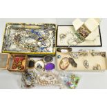 A BOX OF ASSORTED COSTUME JEWELLERY, to include a small glass jewellery box a white metal oval