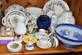 A GROUP OF CERAMICS, to include a Spode Oven to Tableware Fitzhugh Blue salad bowl diameter 25.