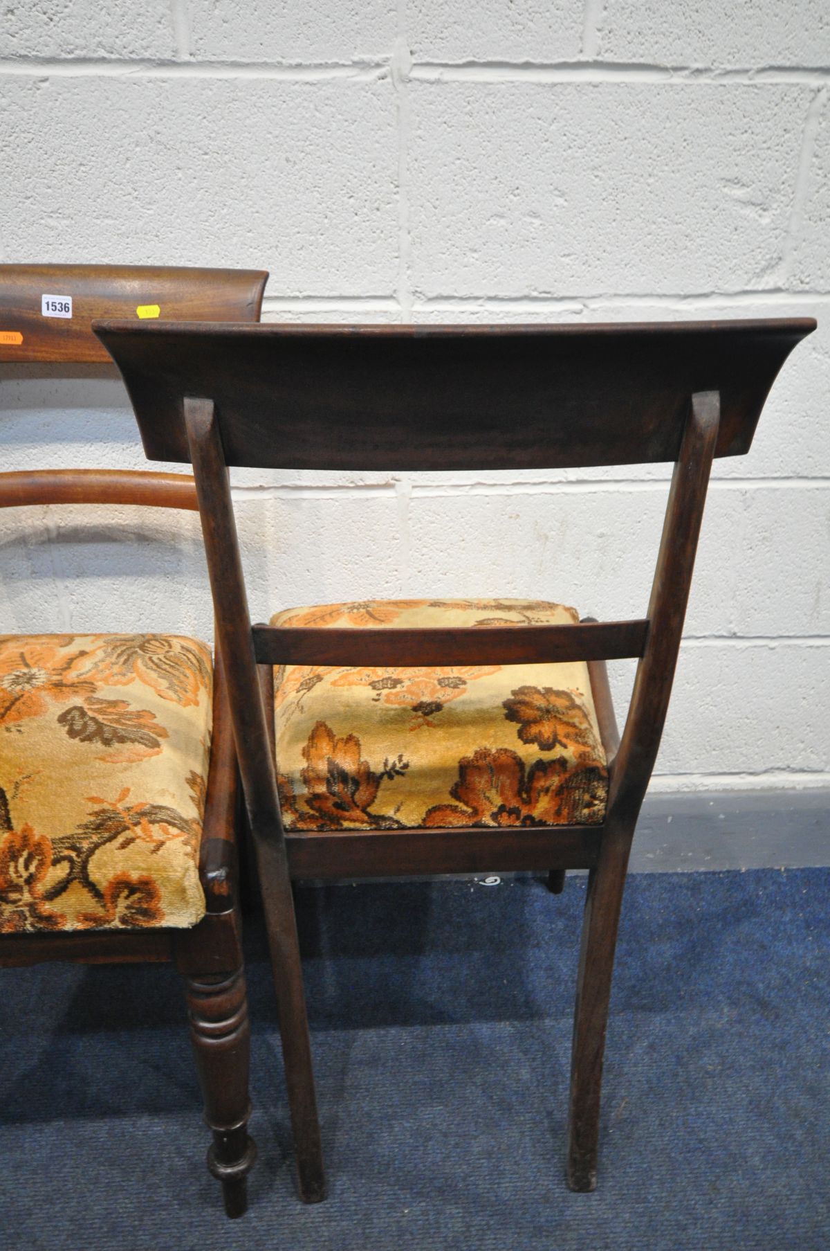 A PAIR OF REGENCY MAHOGANY BAR BACK CHAIRS, with floral upholstered seat pads, turned front legs ( - Image 3 of 4